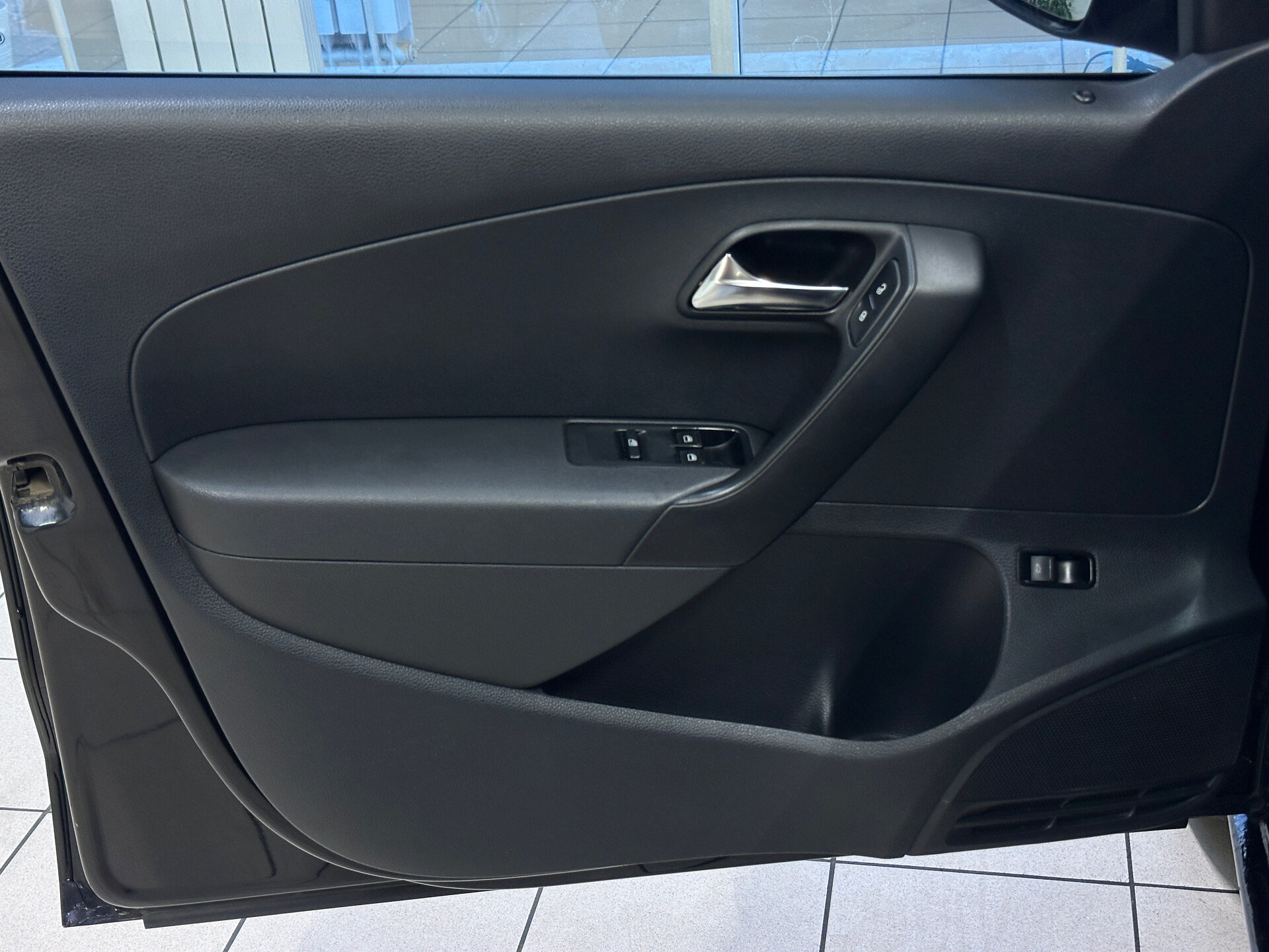 Volkswagen Polo, V 2012 Volkswagen Polo, V 2012