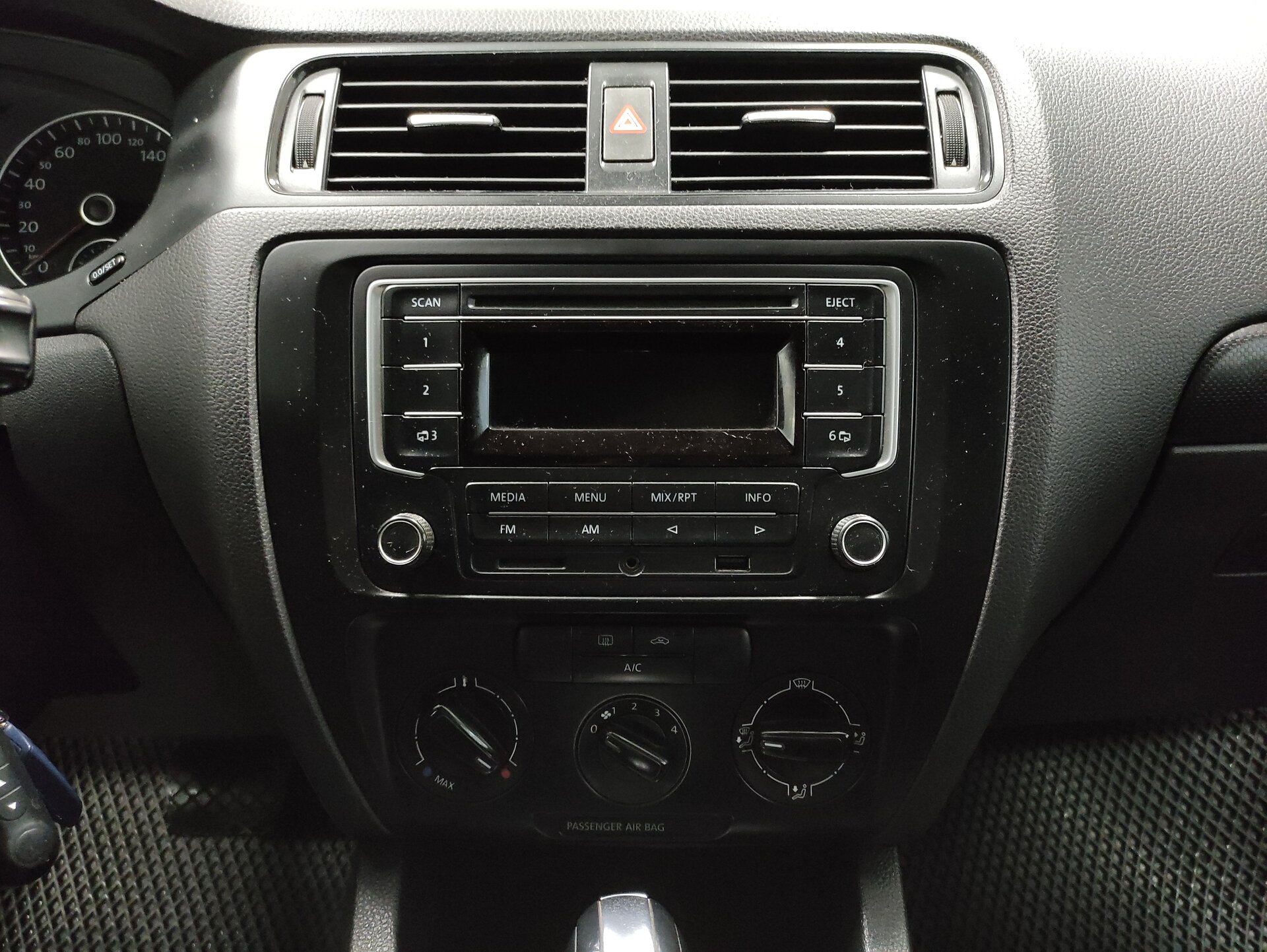 Volkswagen Jetta, VI Рестайлинг 2014