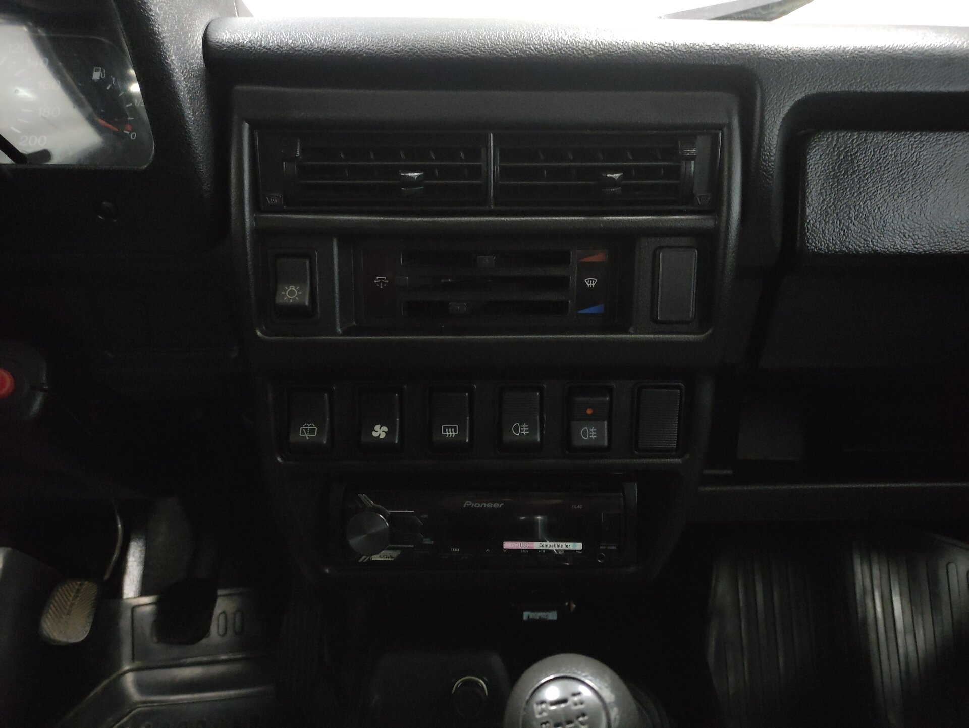 Lada (ВАЗ) 2131 (4x4), I 2017 Lada (ВАЗ) 2131 (4x4), I 2017