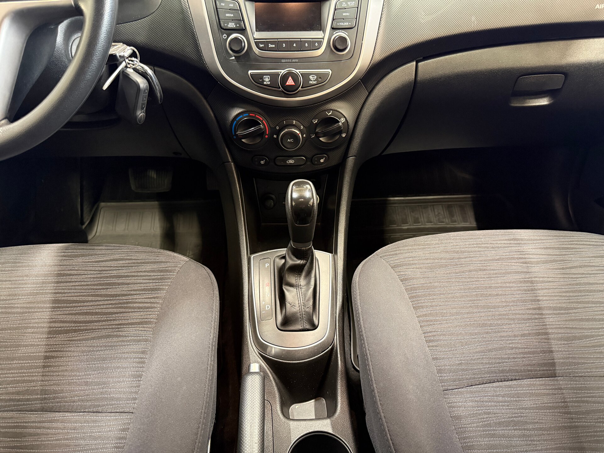 Hyundai Solaris, I Рестайлинг 2014