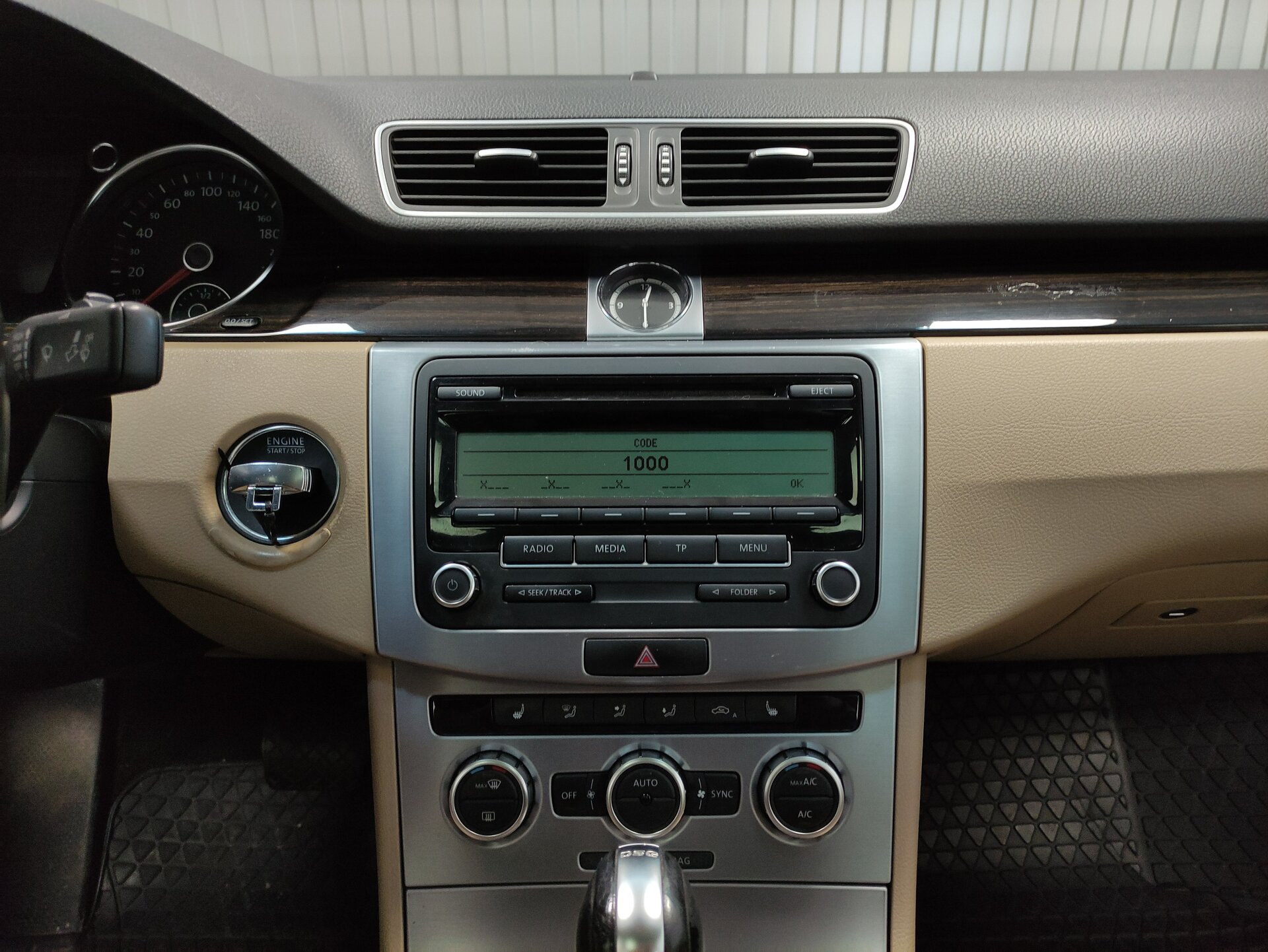 Volkswagen Passat CC, I Рестайлинг 2012 Volkswagen Passat CC, I Рестайлинг 2012