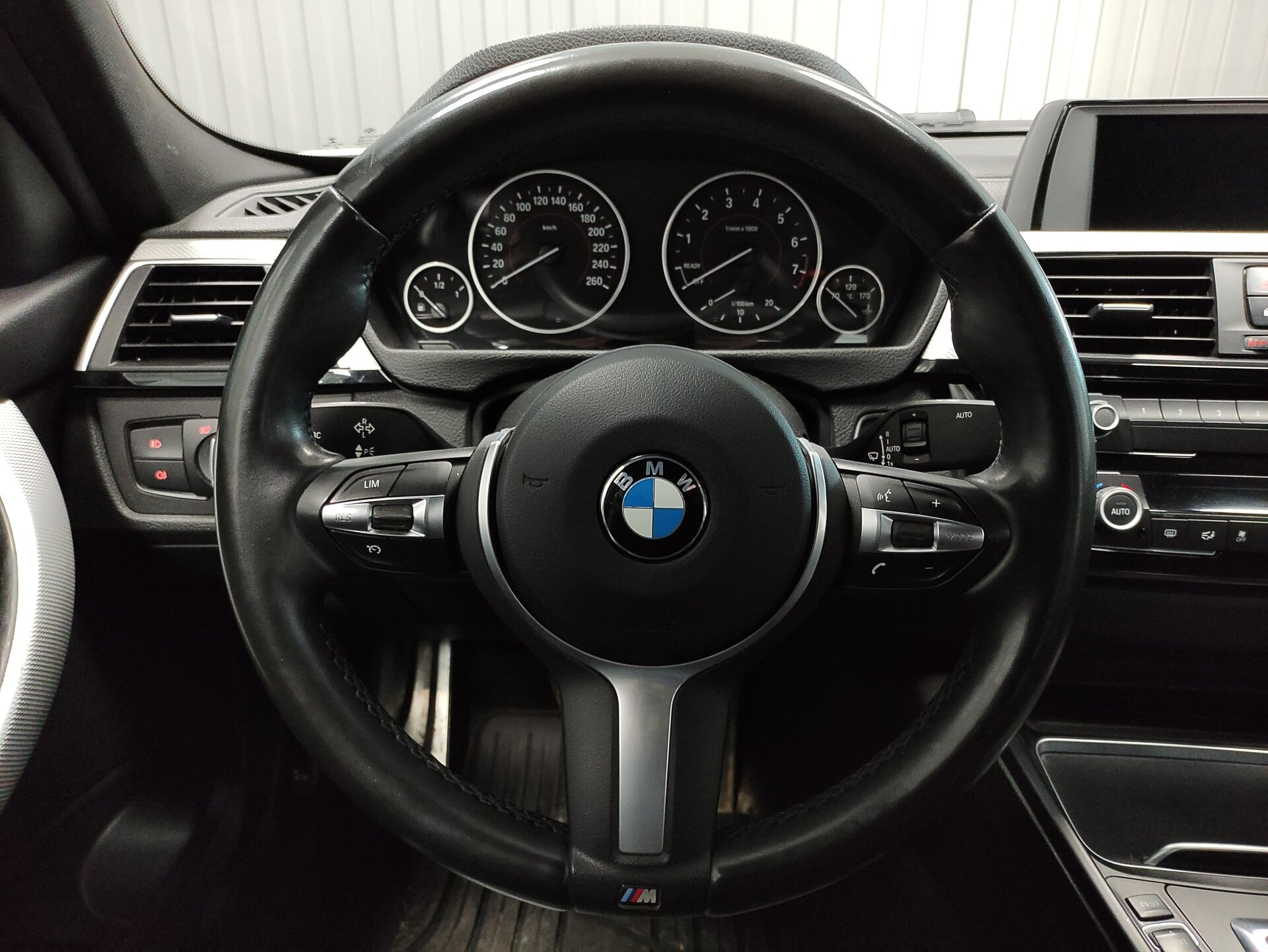 BMW 3 серии, VI (F3x) Рестайлинг 2018