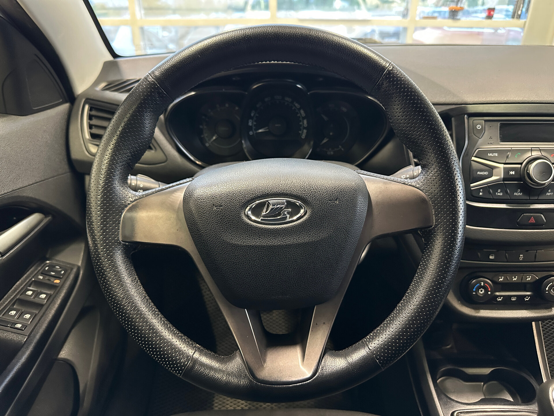 Lada (ВАЗ) Vesta, I 2017