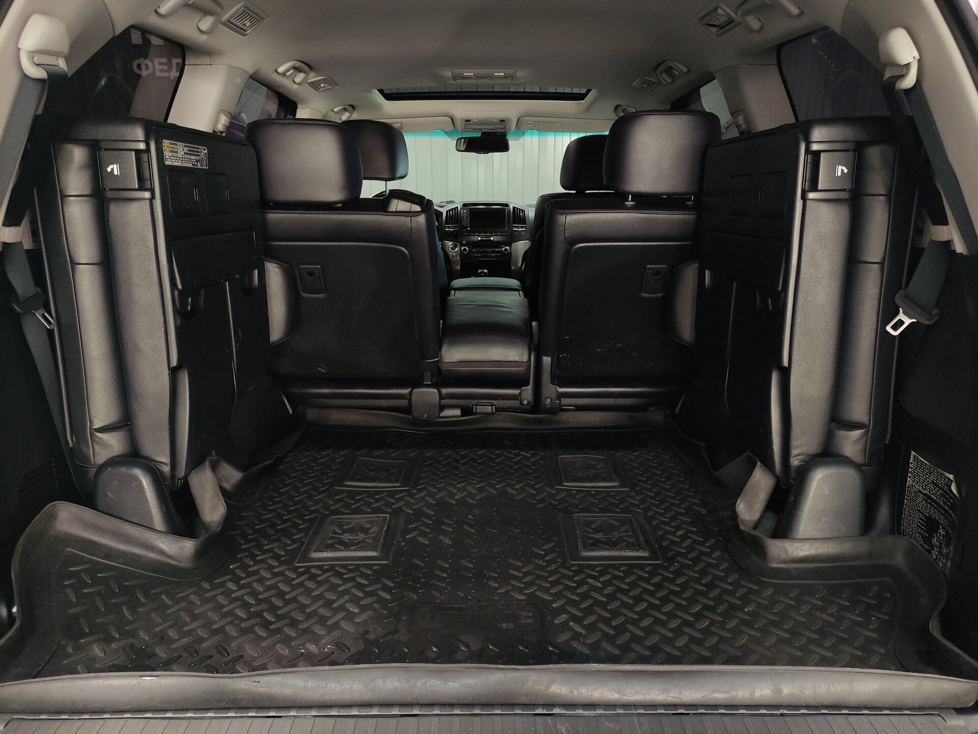 Toyota Land Cruiser, 200 Series 2011