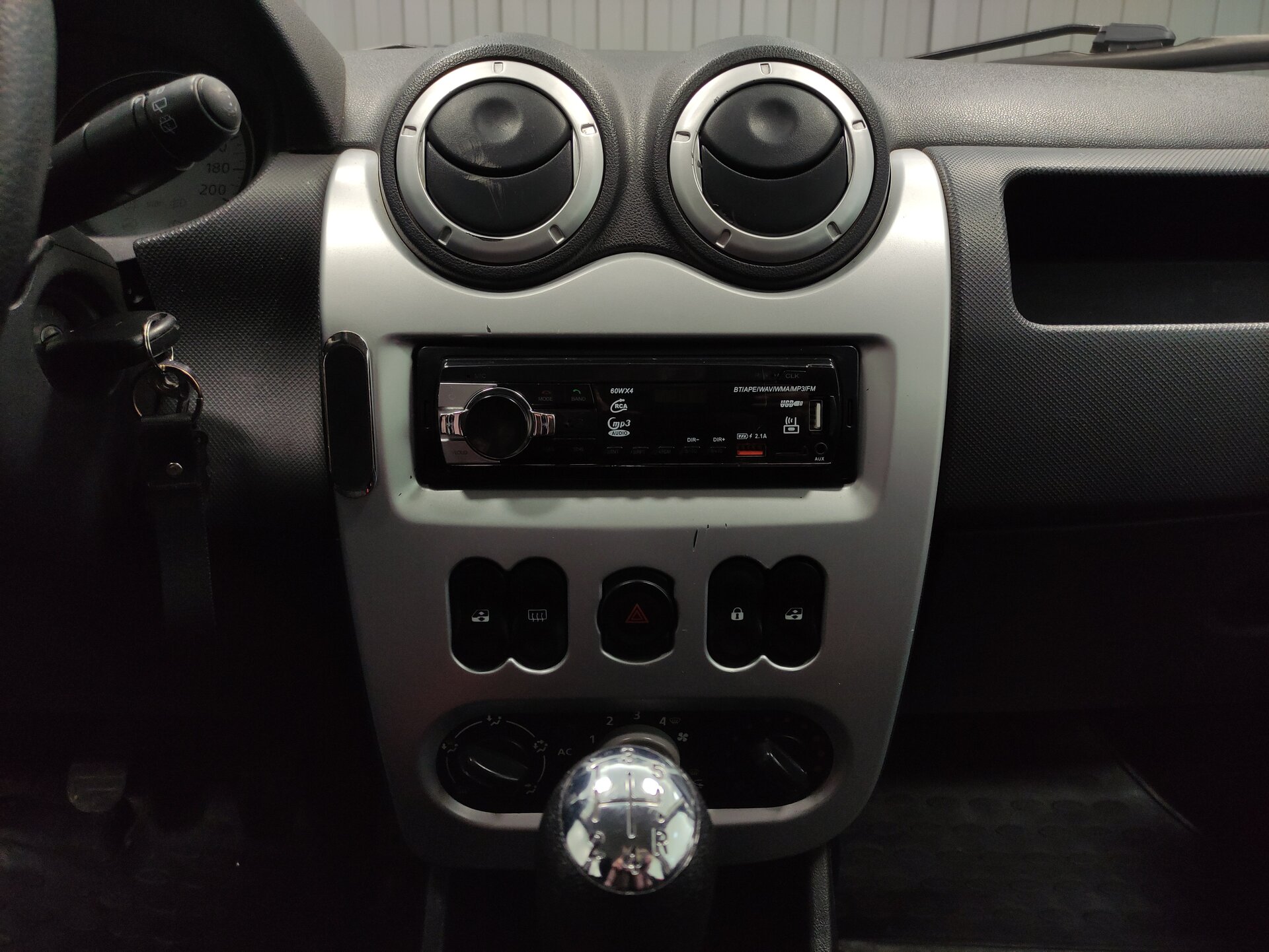 Renault Sandero, I 2011 Renault Sandero, I 2011