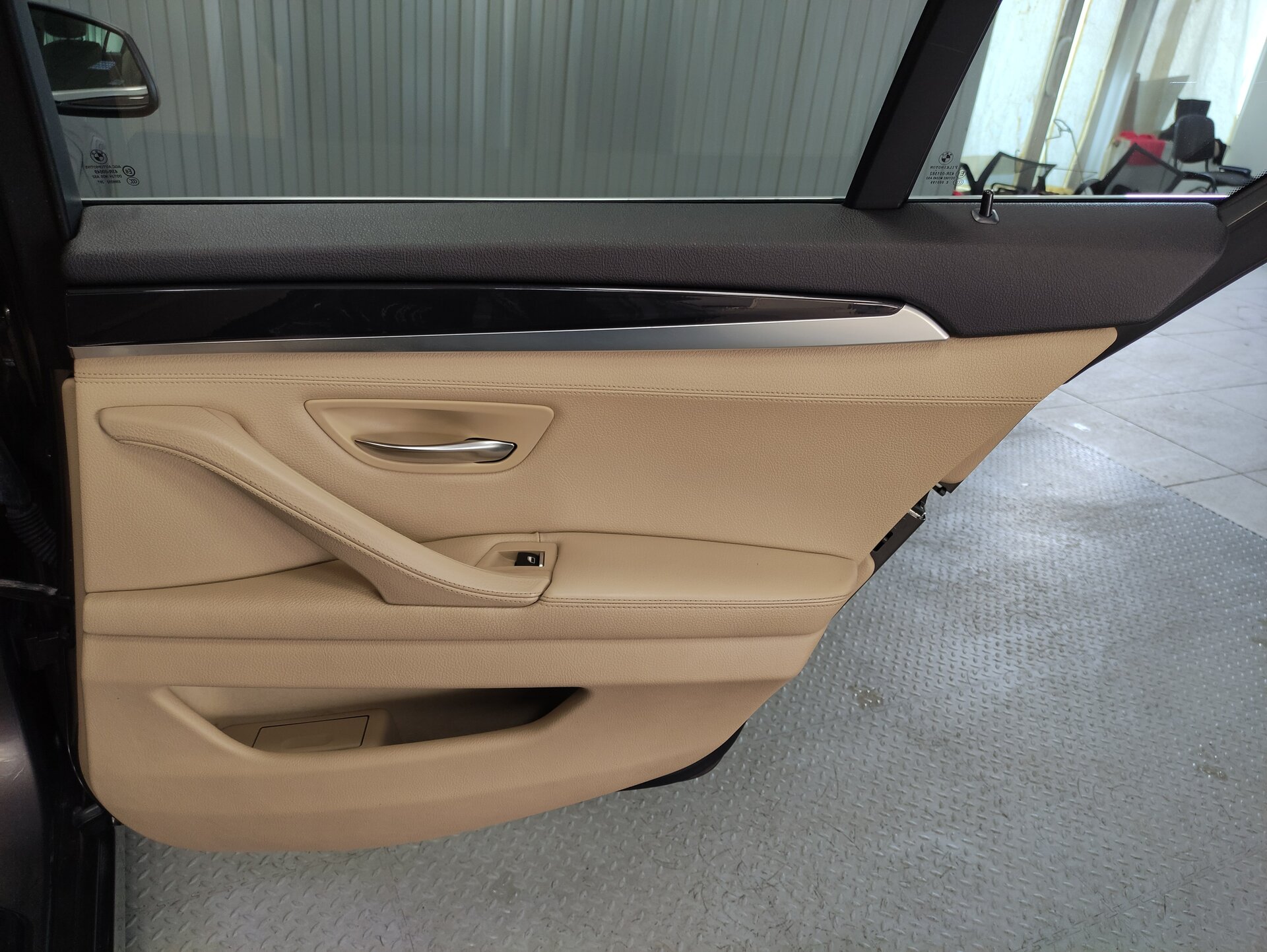 BMW 5 серии, VI (F10/F11/F07) 2012