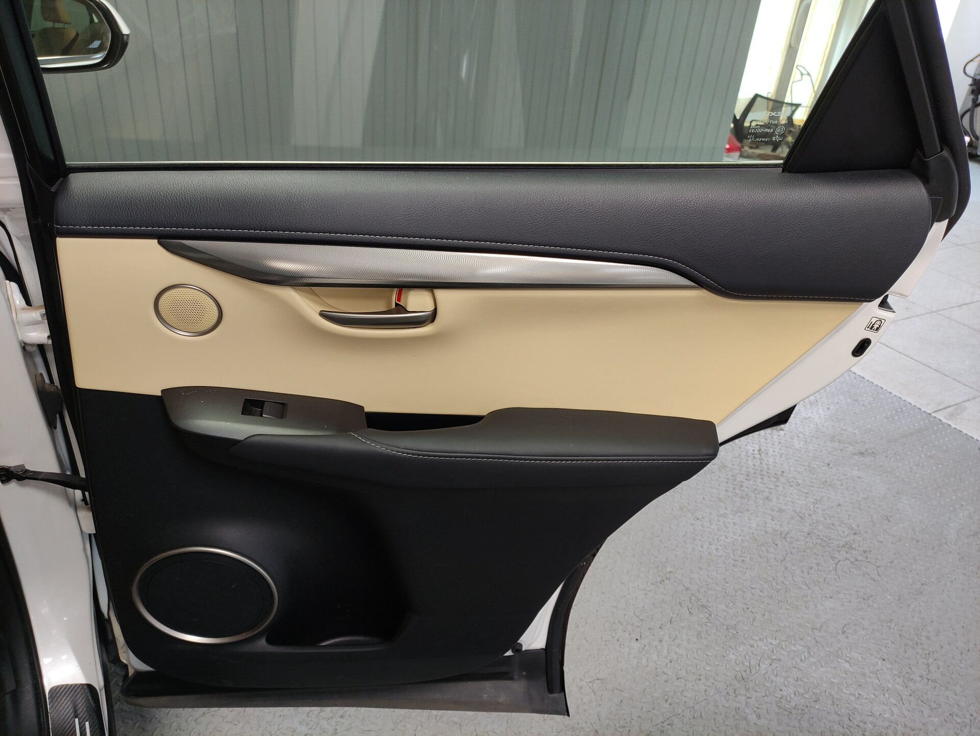 Lexus NX, I 2015