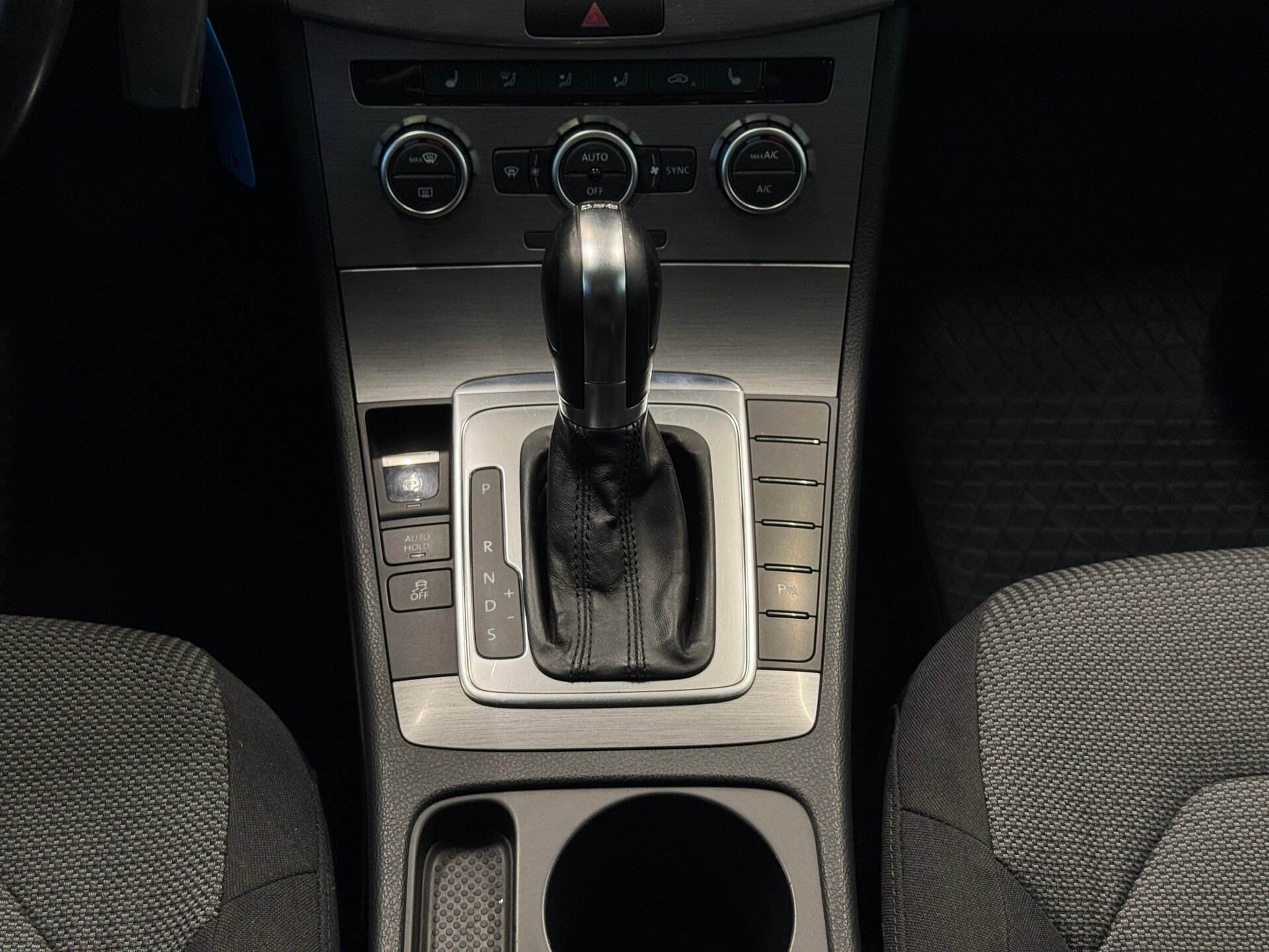 Volkswagen Passat, B7 2012