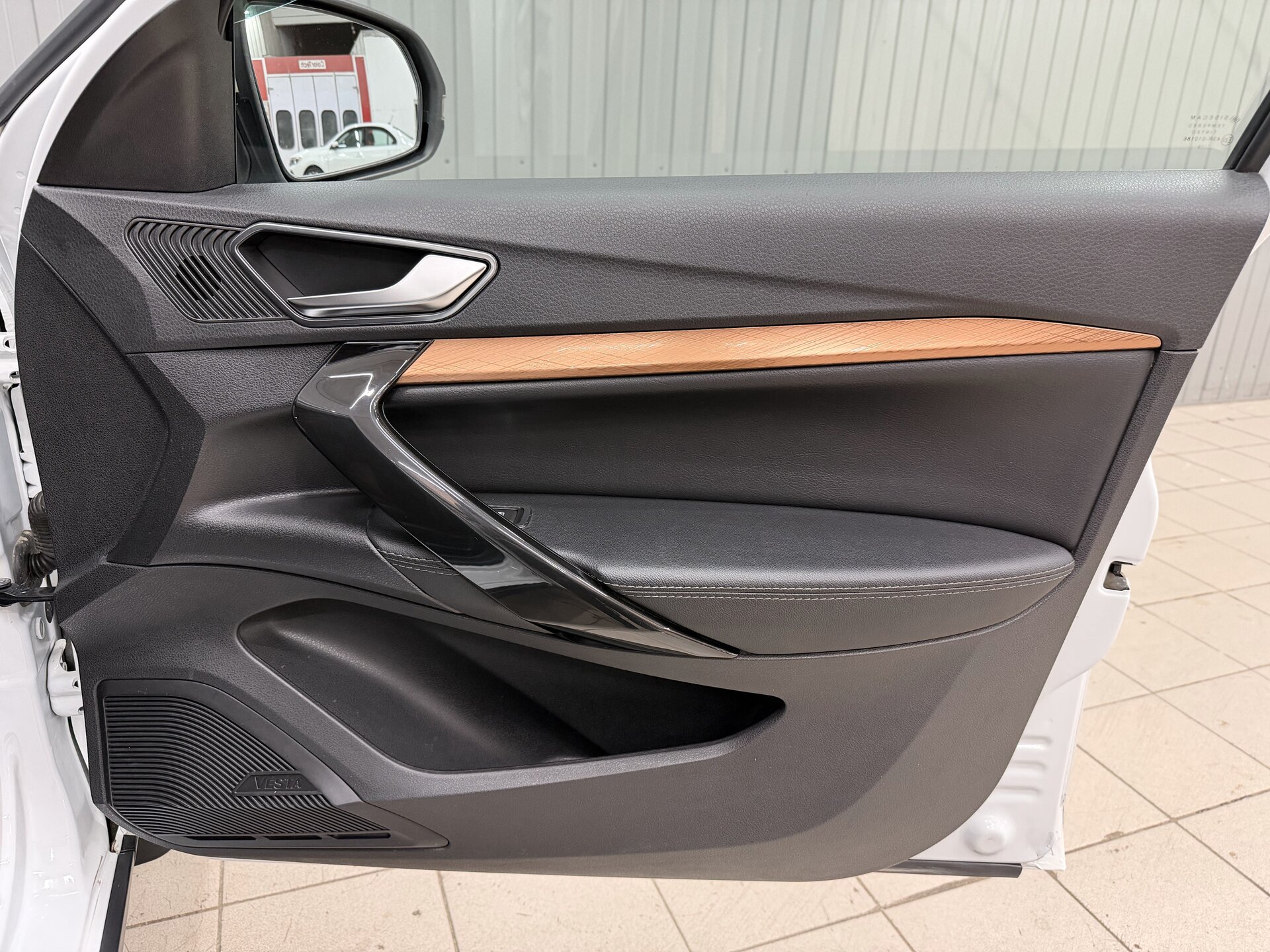 Lada (ВАЗ) Vesta, I Рестайлинг (NG) 2023 Lada (ВАЗ) Vesta, I Рестайлинг (NG) 2023