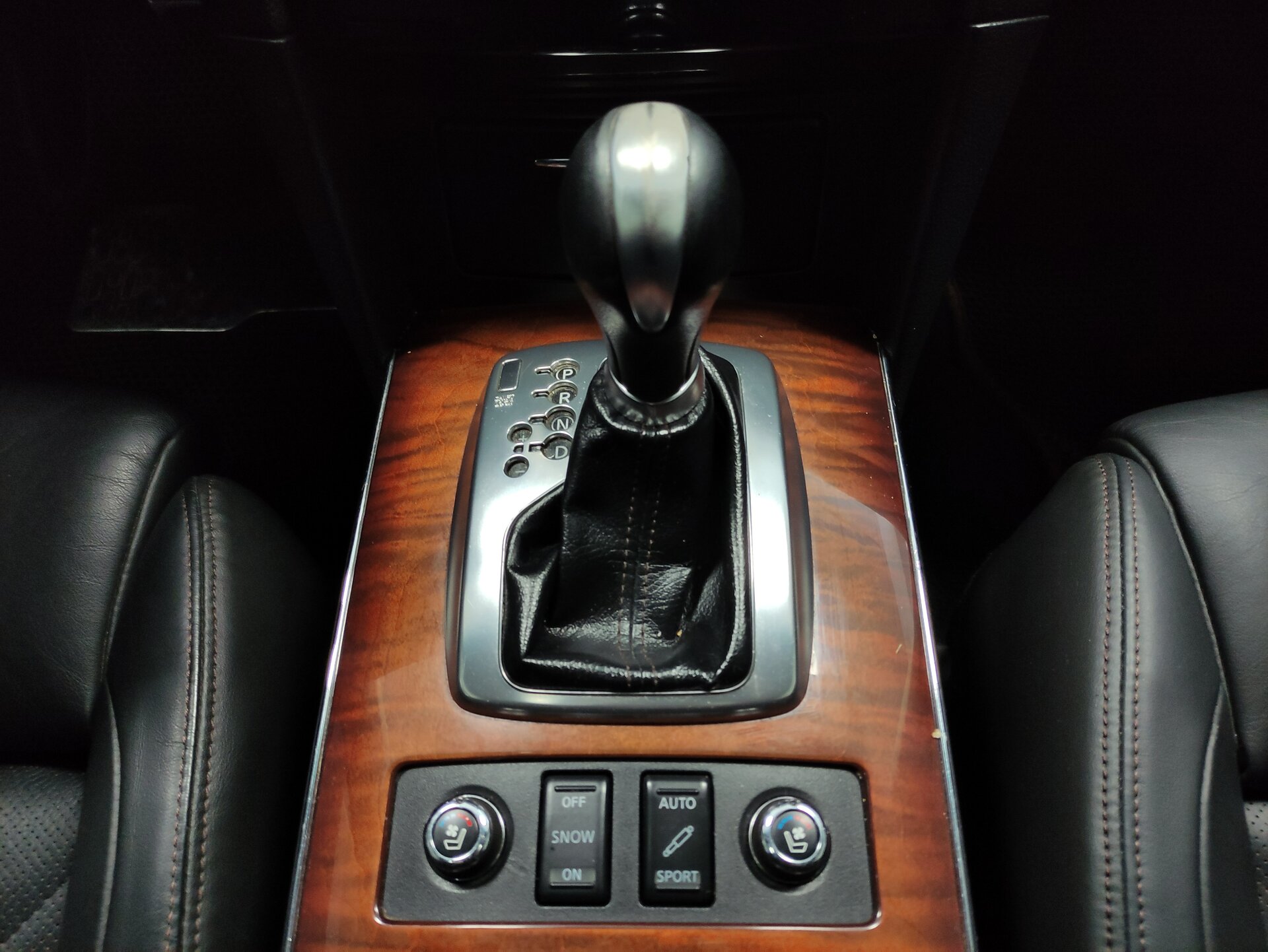 Infiniti FX, II (S51) Рестайлинг 2011