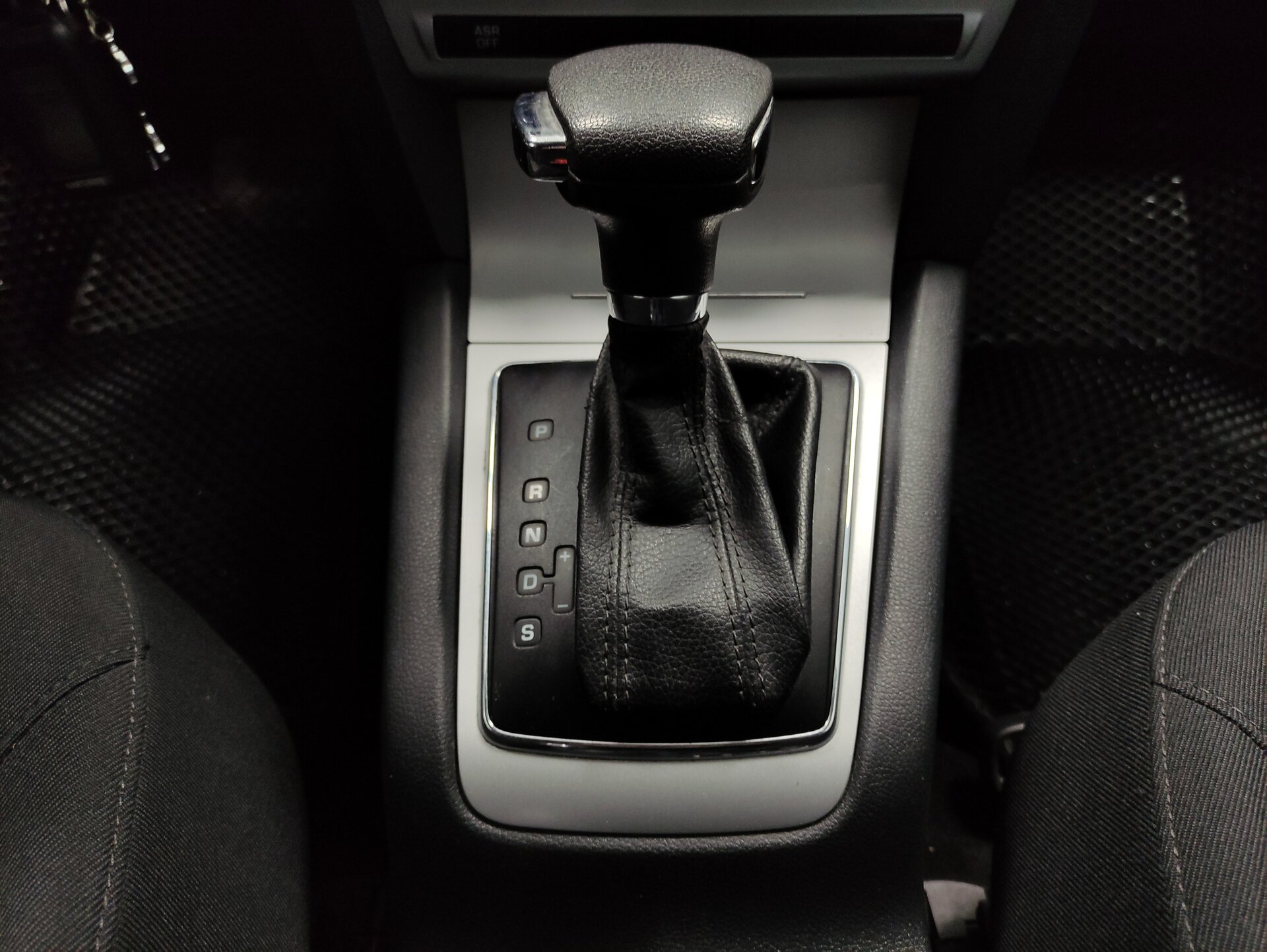 Skoda Octavia, II (A5) Рестайлинг 2011