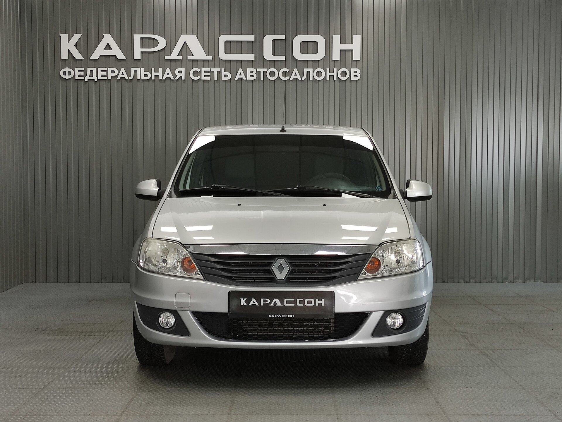 Renault Logan, I Рестайлинг 2012