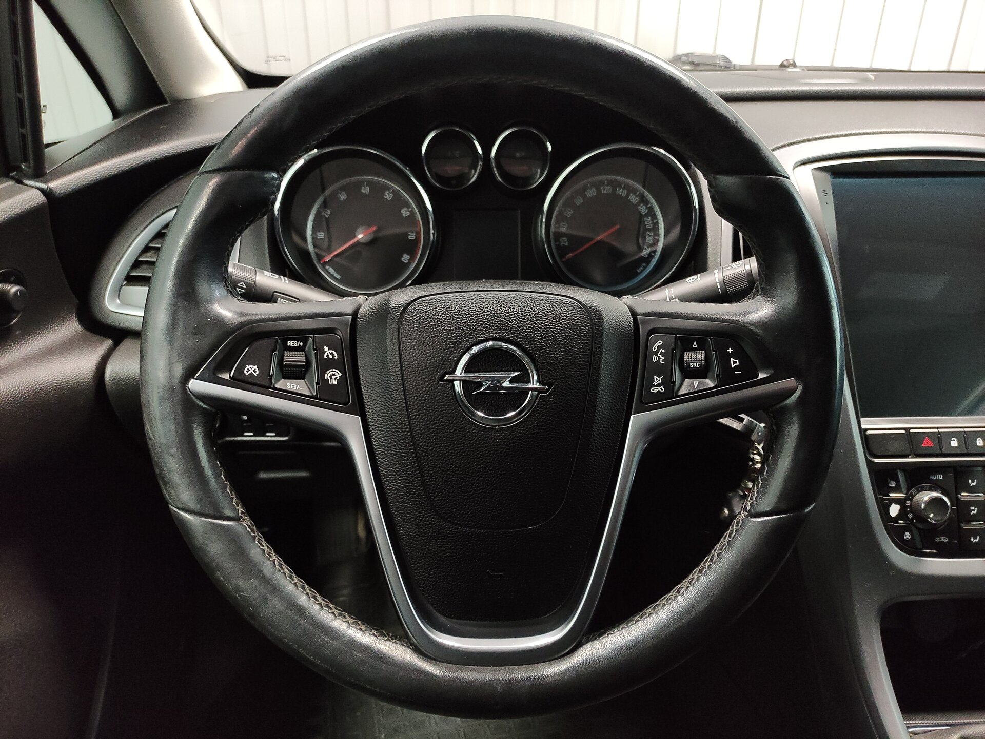 Opel Astra, J Рестайлинг 2014