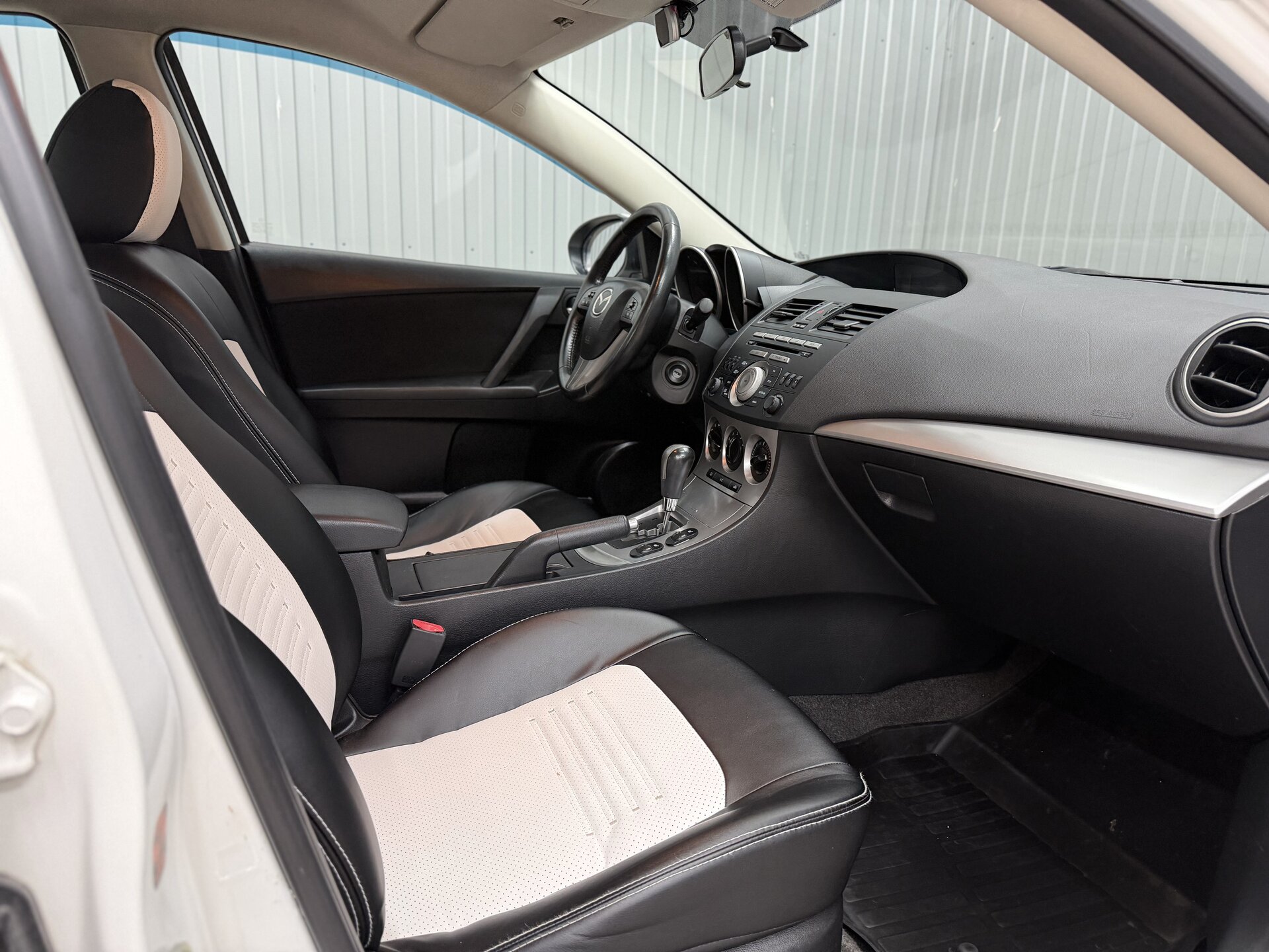 Mazda 3, II (BL) Рестайлинг 2011