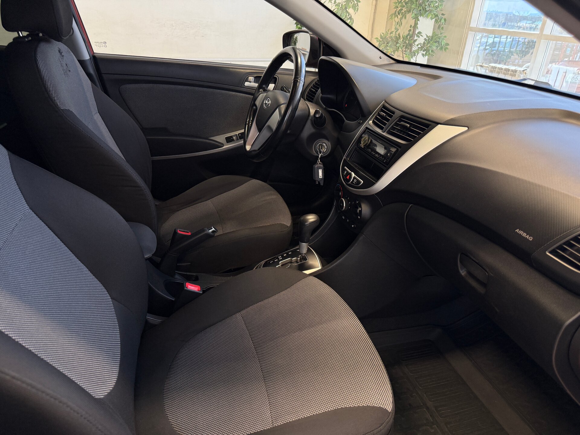 Hyundai Solaris, I 2012