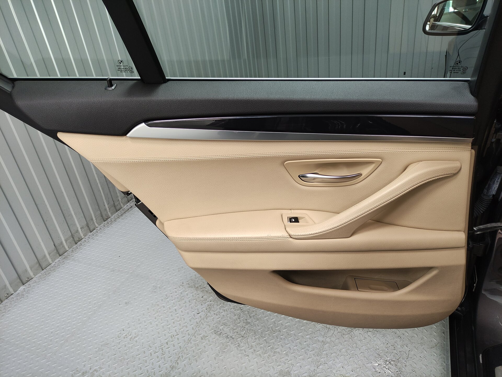 BMW 5 серии, VI (F10/F11/F07) 2012