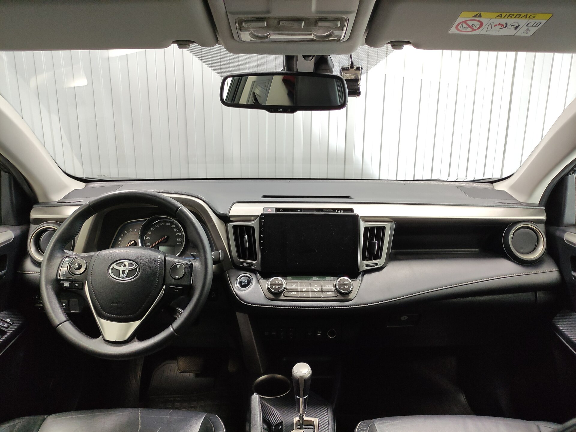 Toyota RAV4, IV (XA40) 2012