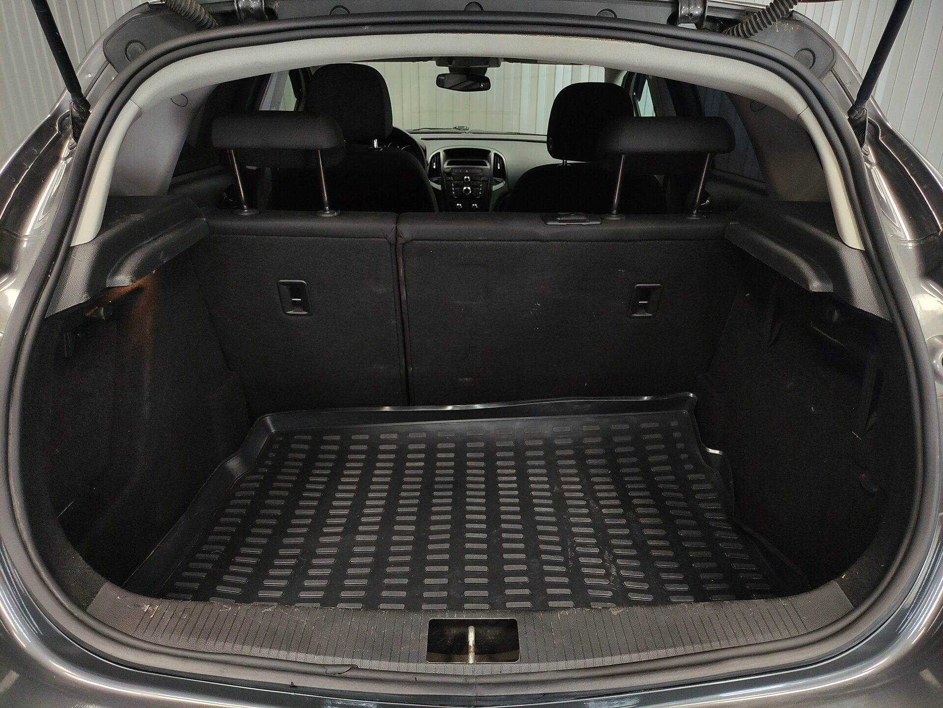 Opel Astra, J 2011