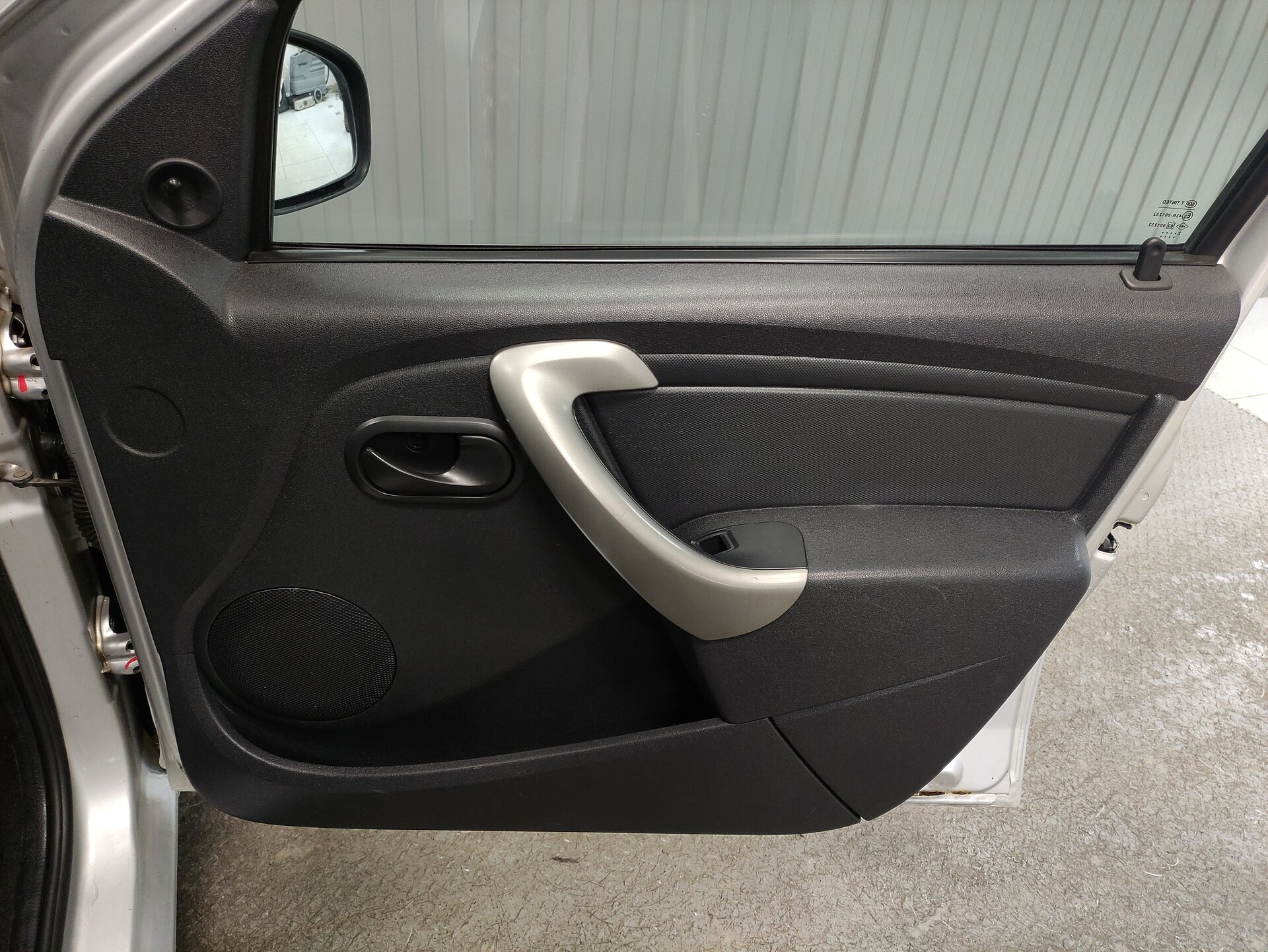 Renault Logan, I Рестайлинг 2012