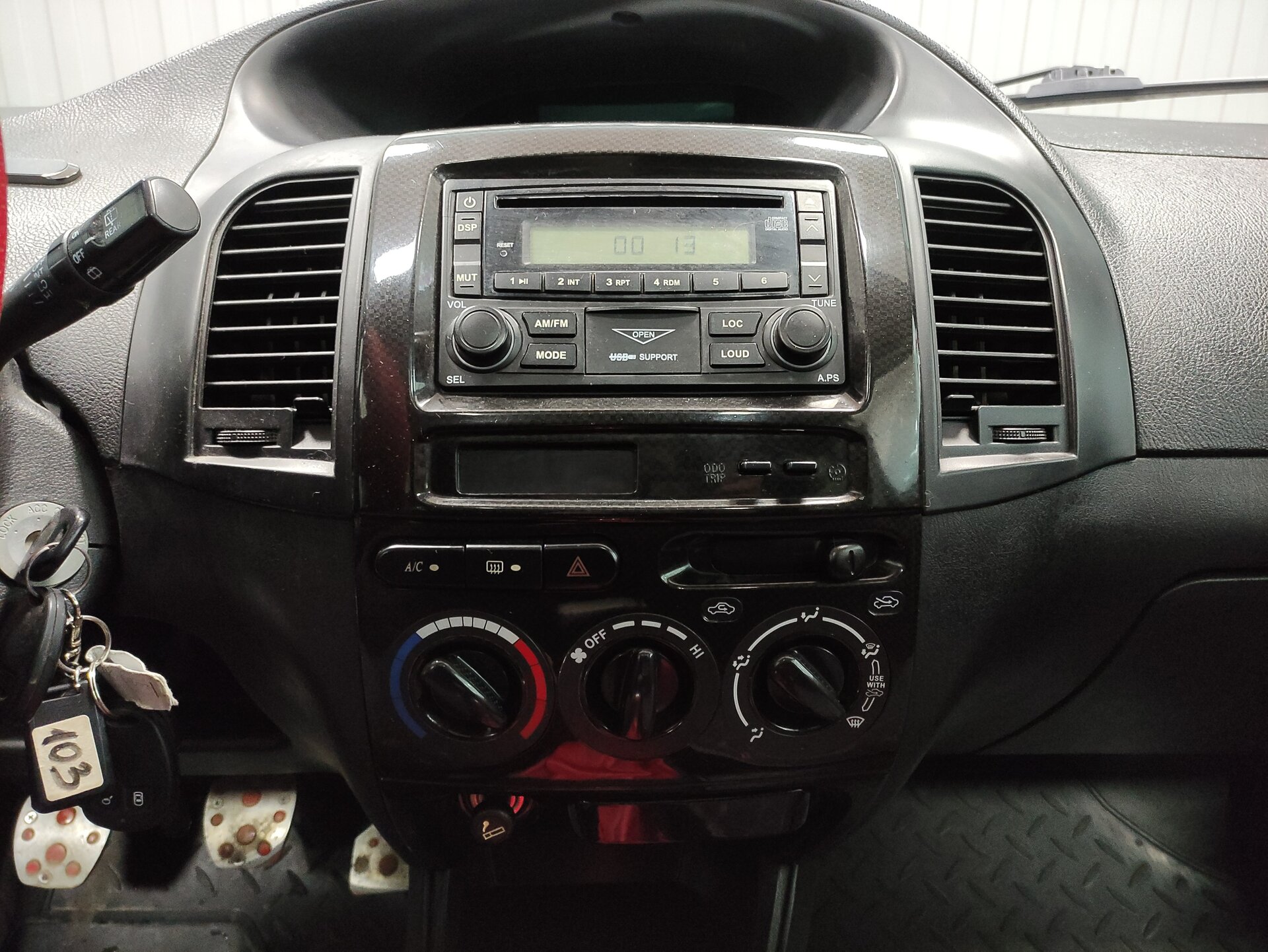 Geely MK Cross, I 2012 Geely MK Cross, I 2012