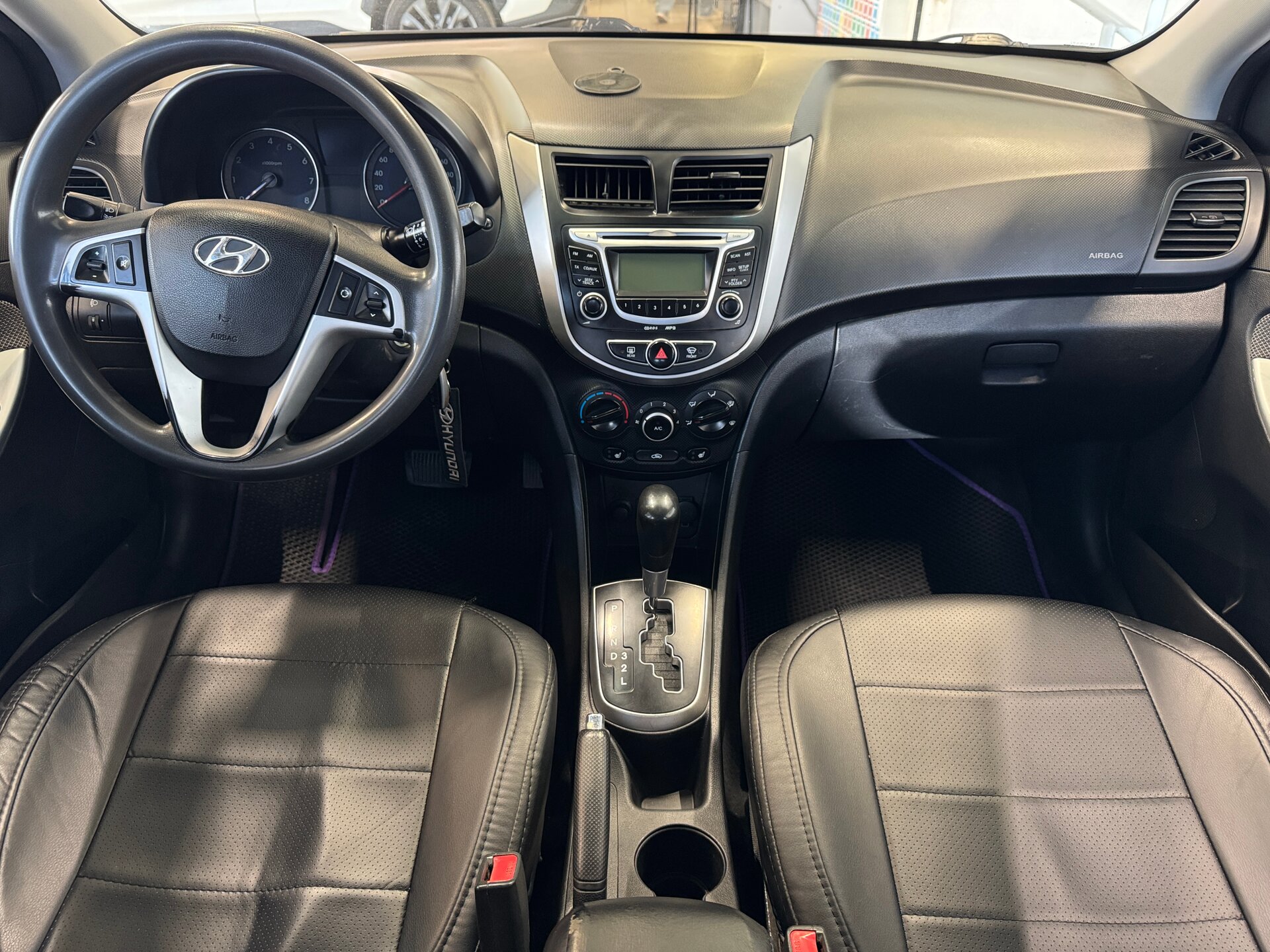 Hyundai Solaris, I 2012