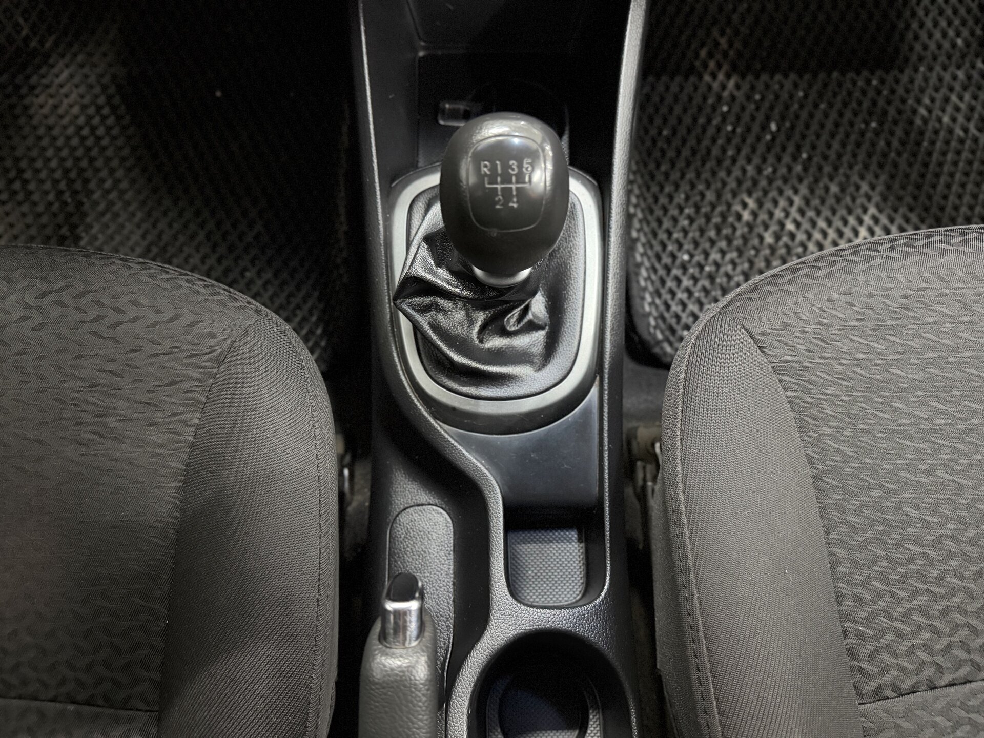 Kia Rio, III 2013