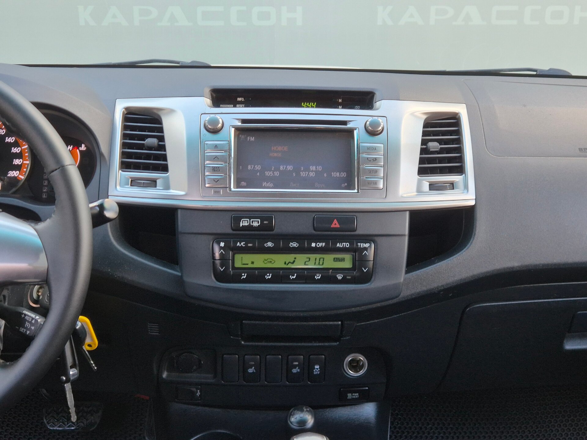 Toyota Hilux, VII Рестайлинг 2014 Toyota Hilux, VII Рестайлинг 2014