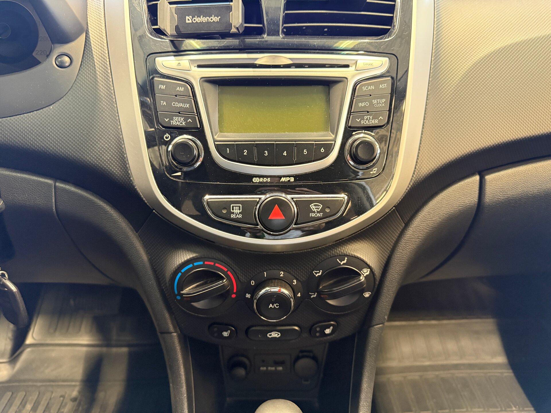 Hyundai Solaris, I 2012 Hyundai Solaris, I 2012