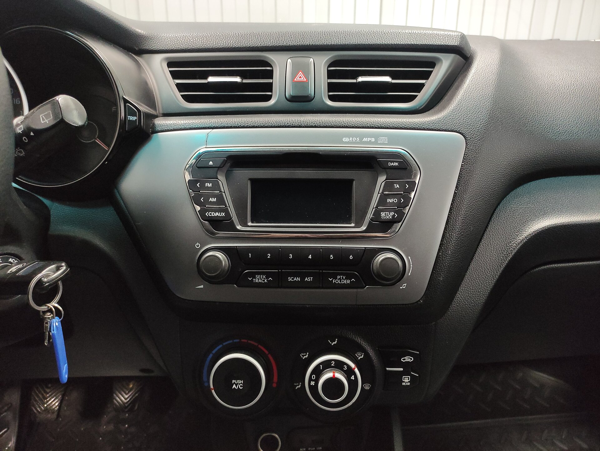 Kia Rio, III 2013 Kia Rio, III 2013