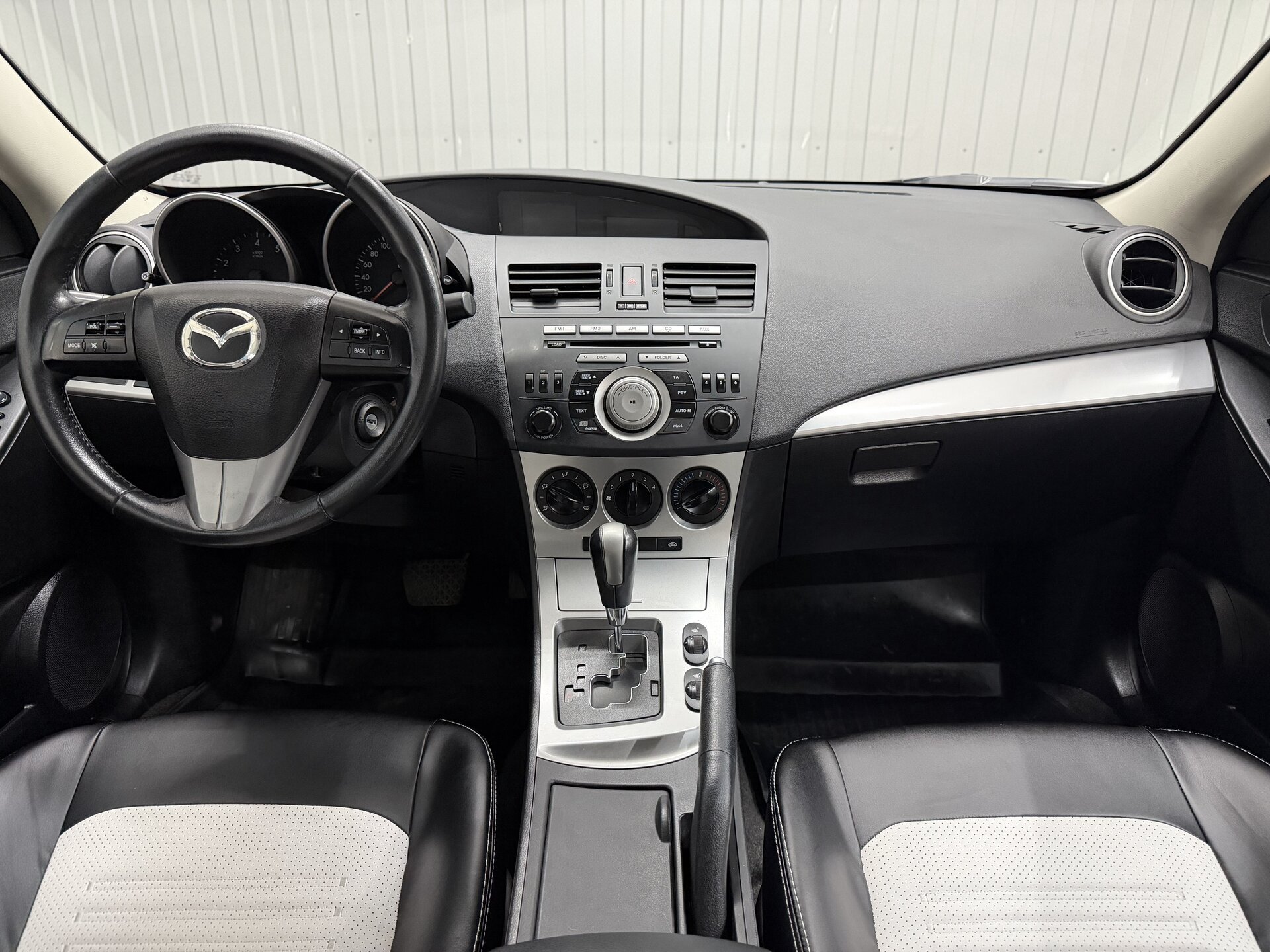 Mazda 3, II (BL) Рестайлинг 2011