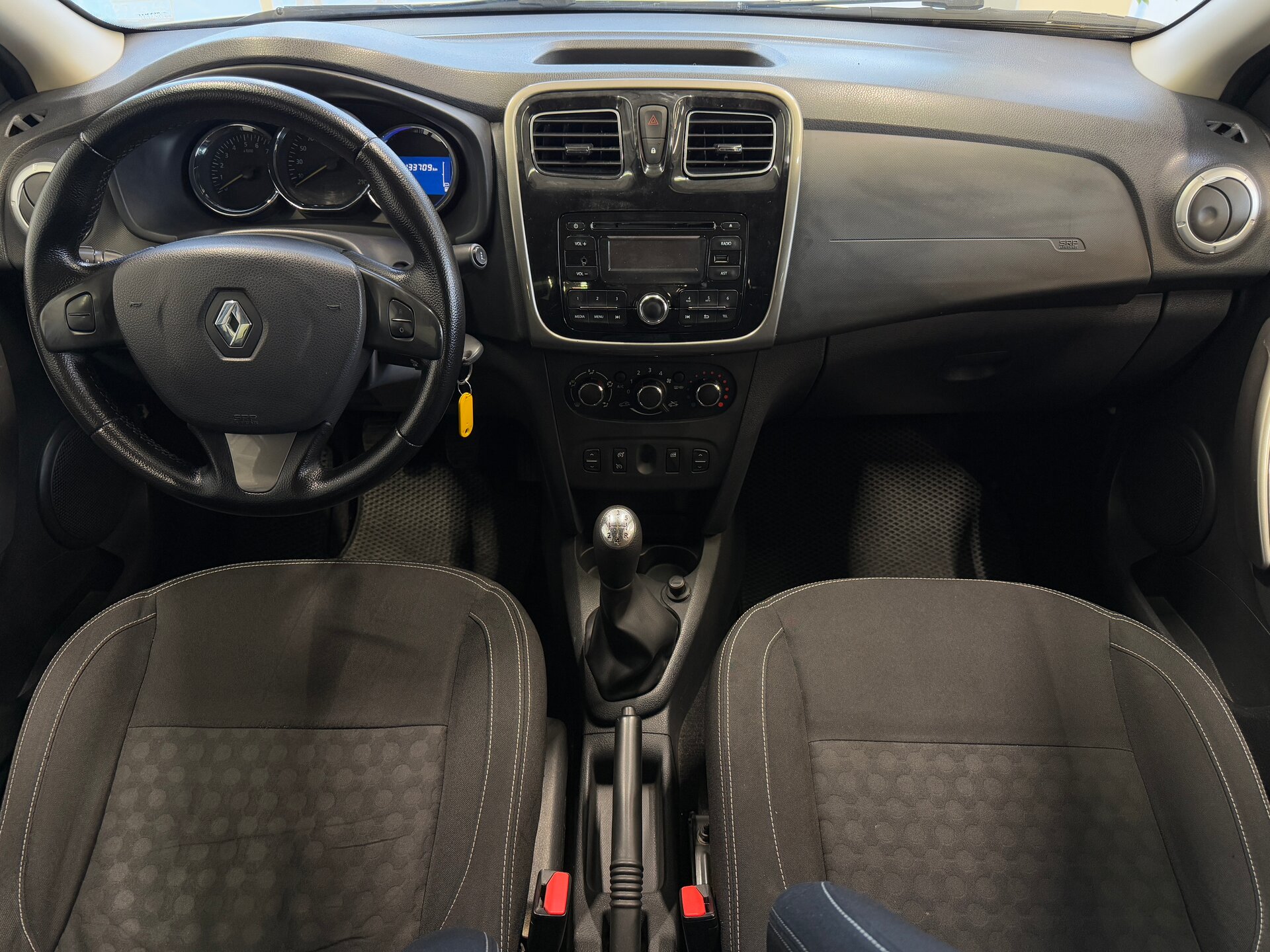 Renault Logan, II 2016 Renault Logan, II 2016