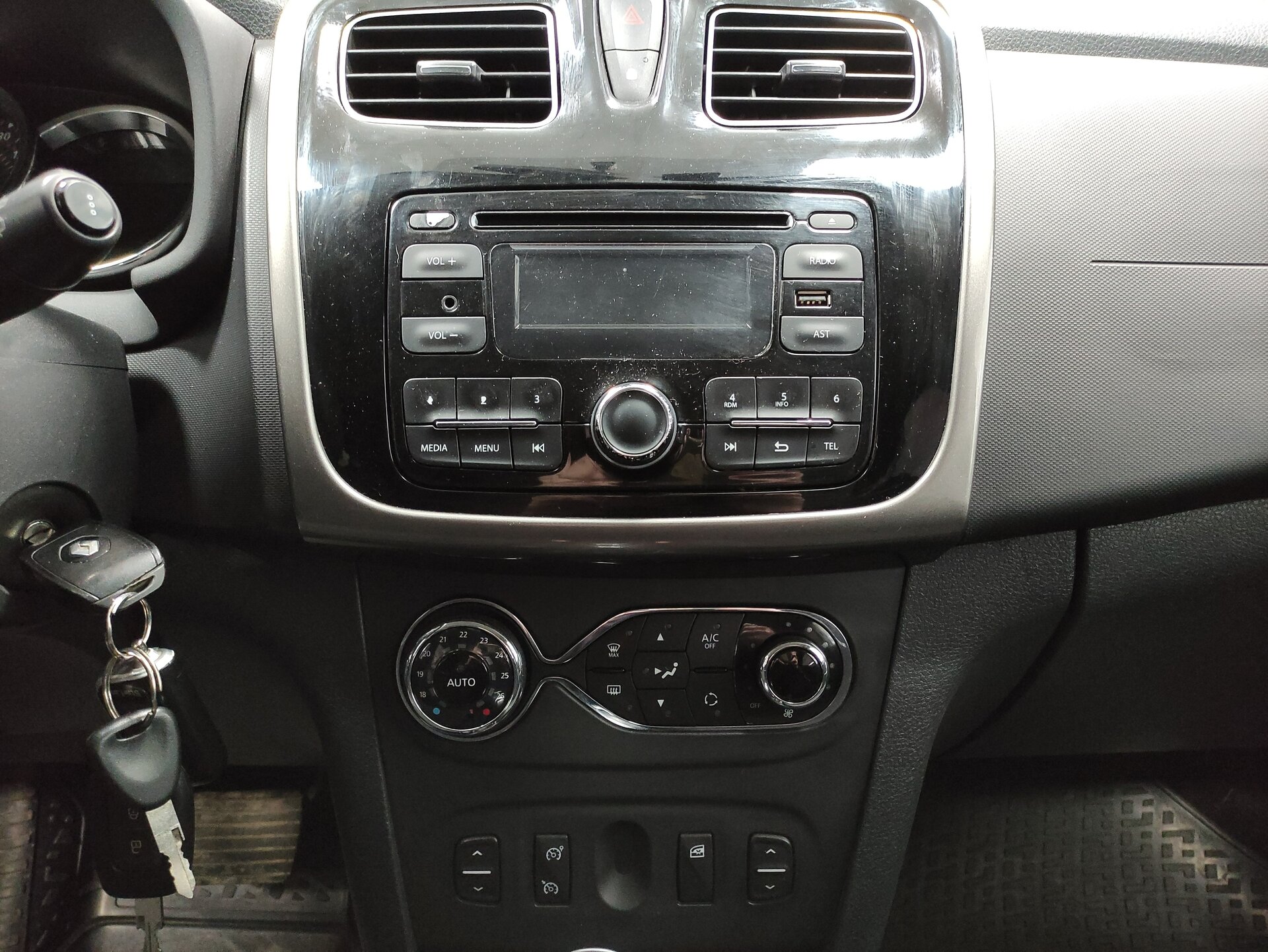 Renault Sandero, II 2016