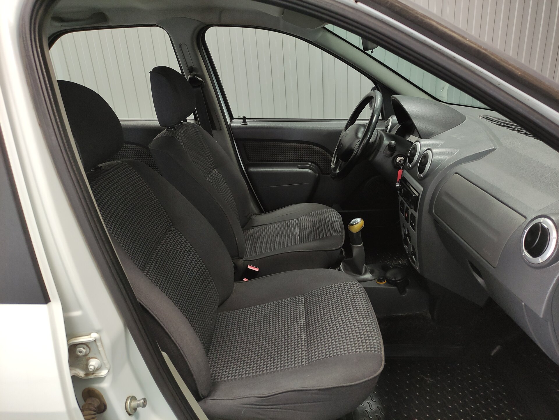 Renault Logan, I 2009 Renault Logan, I 2009