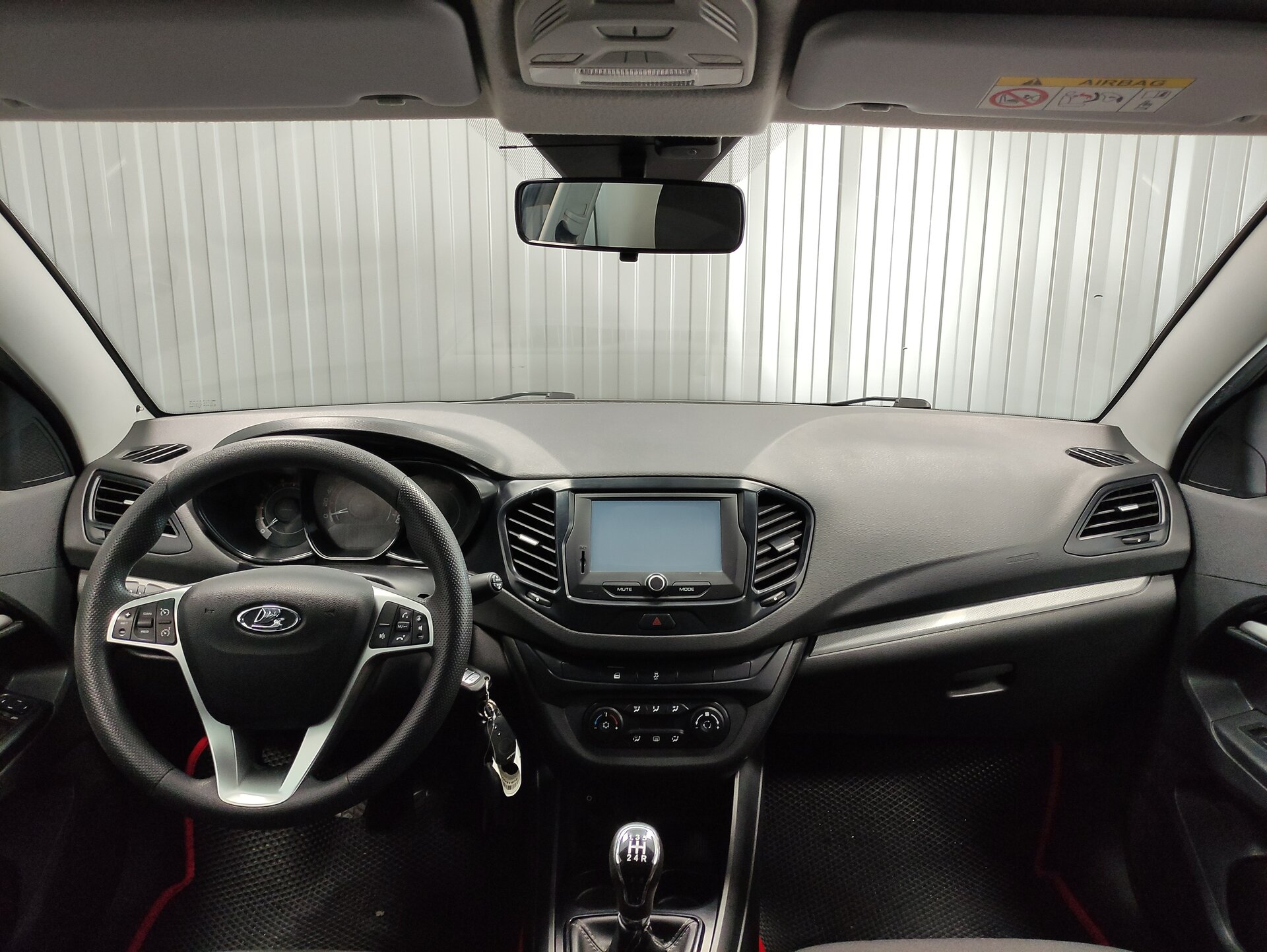 Lada (ВАЗ) Vesta, I 2018 Lada (ВАЗ) Vesta, I 2018