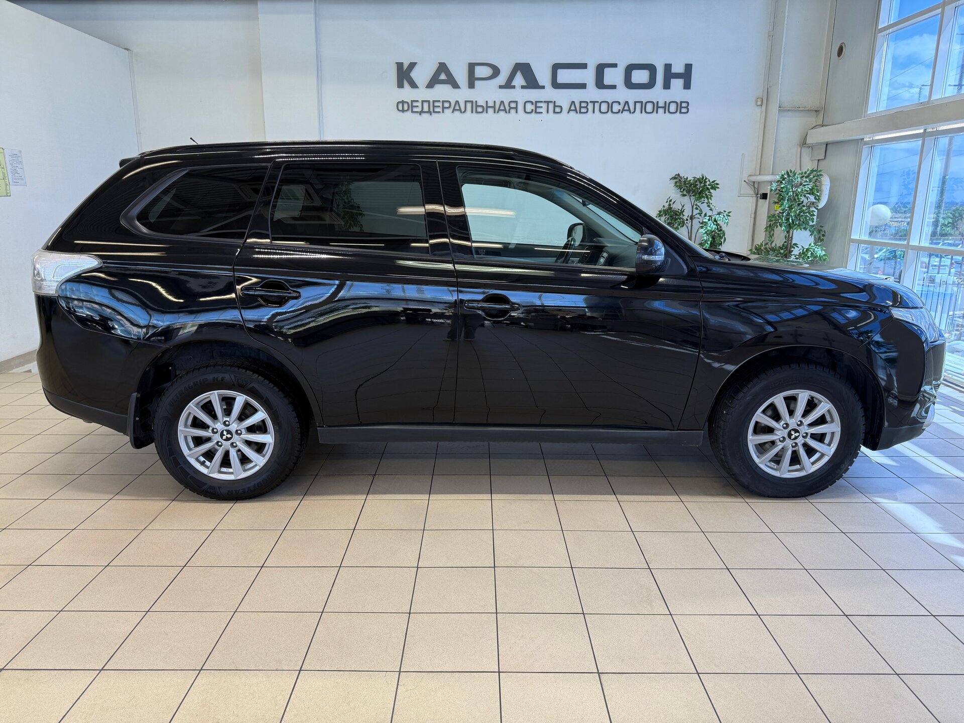 Mitsubishi Outlander, III 2012 Mitsubishi Outlander, III 2012