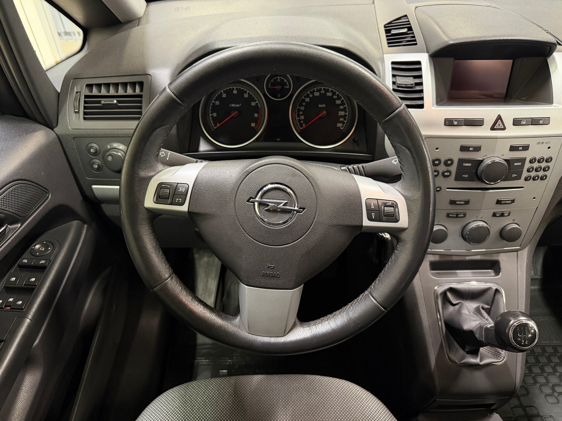 Opel Zafira, B Рестайлинг 2012