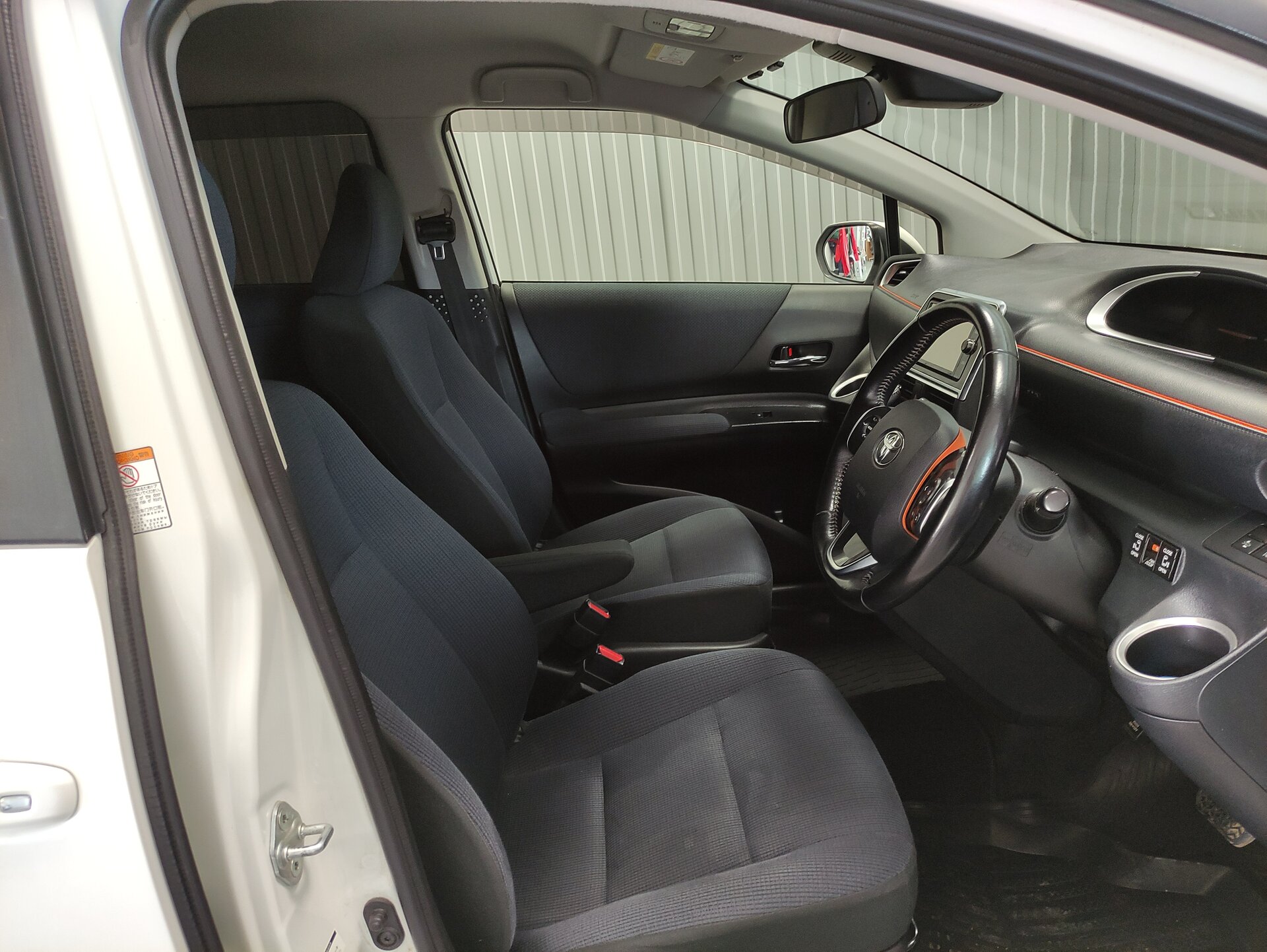 Toyota Sienta, II 2017 Toyota Sienta, II 2017