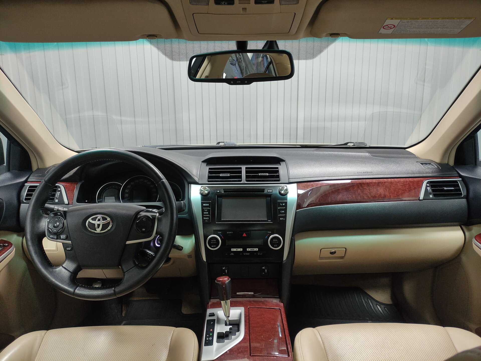 Toyota Camry, VII (XV50) 2012