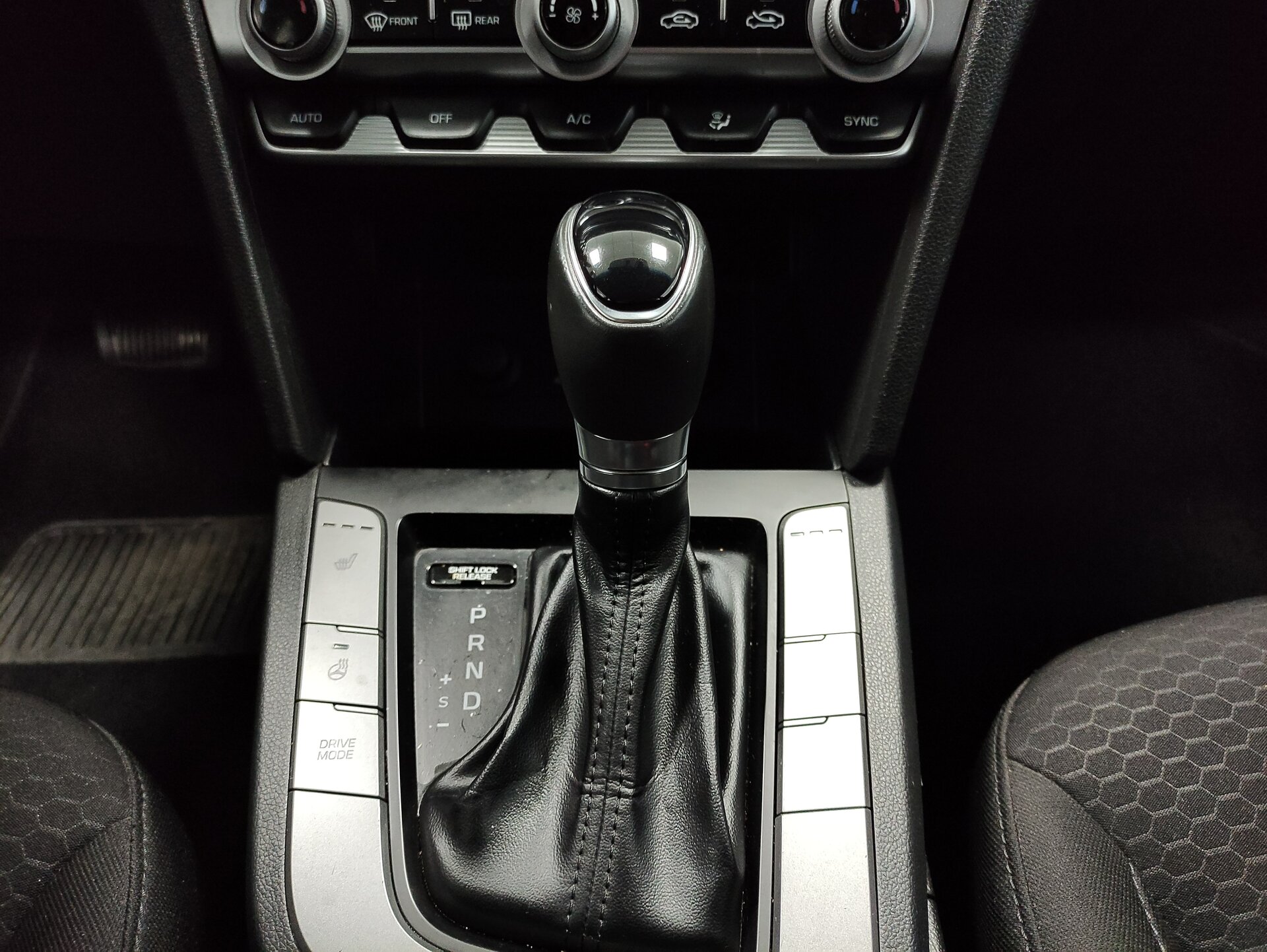 Hyundai Elantra, VI (AD) Рестайлинг 2019 Hyundai Elantra, VI (AD) Рестайлинг 2019