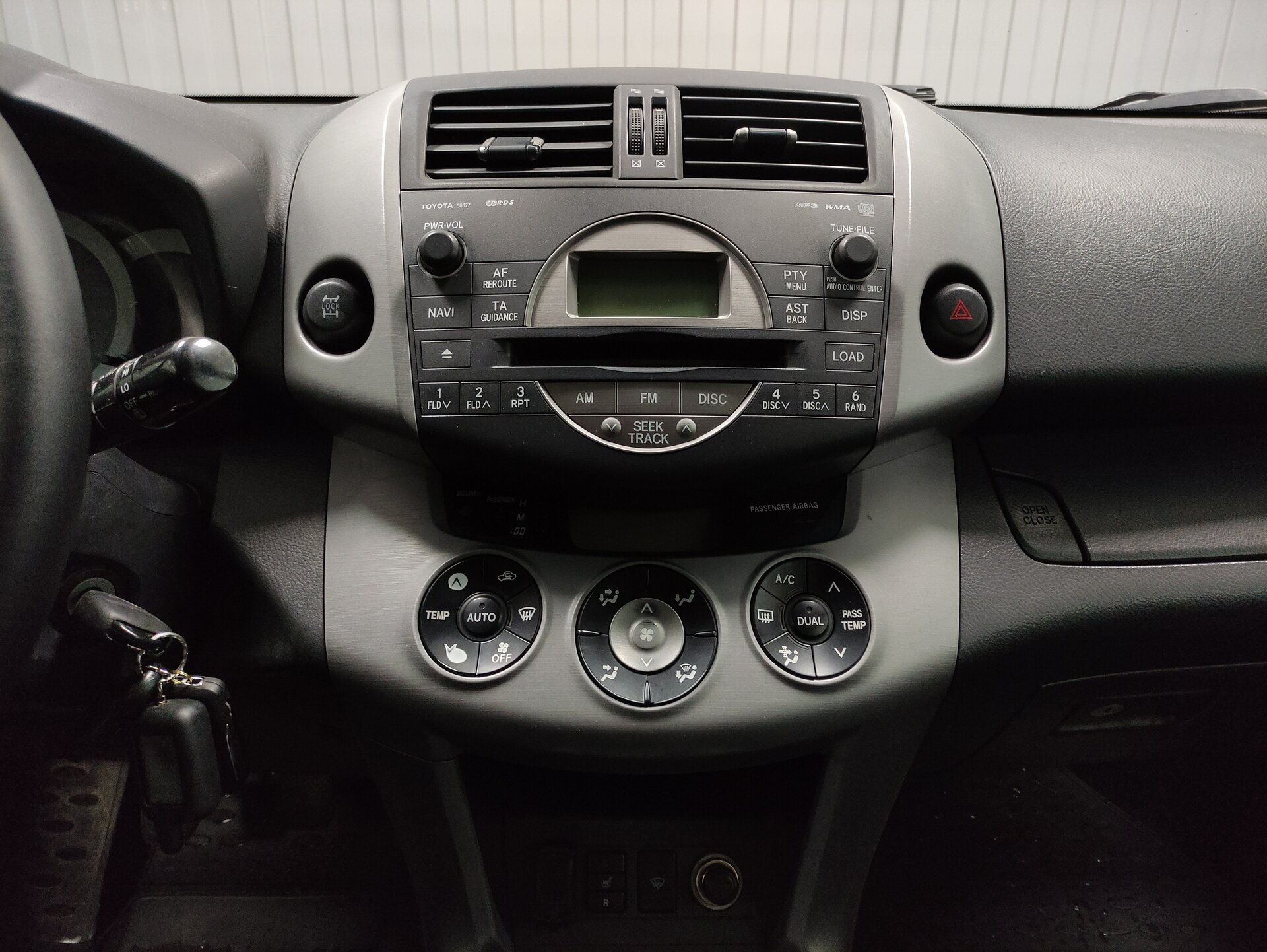 Toyota RAV4, III (XA30) 2006 Toyota RAV4, III (XA30) 2006