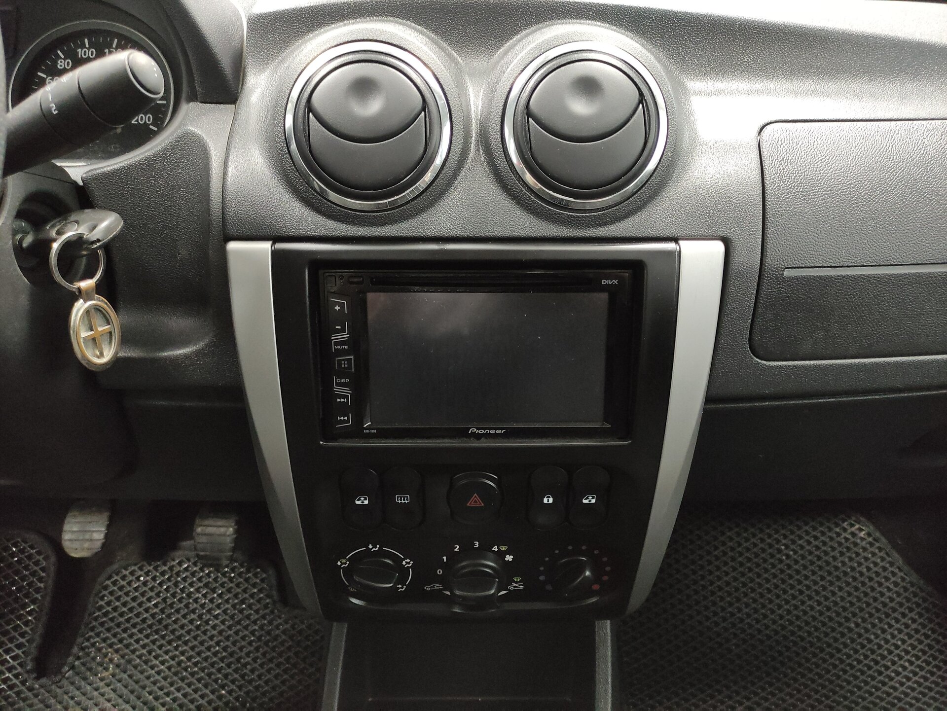 Nissan Almera, III (G15) 2017