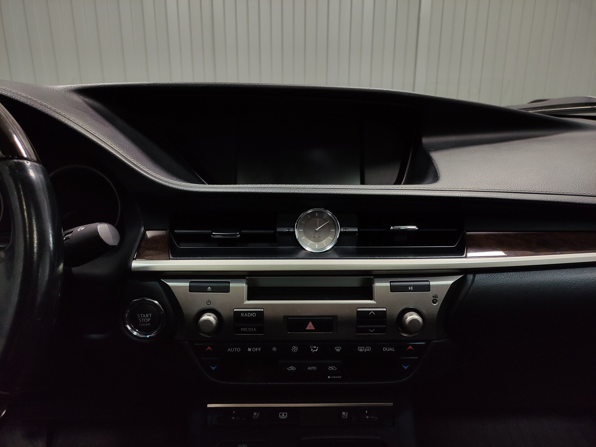 Lexus ES, VI 2014