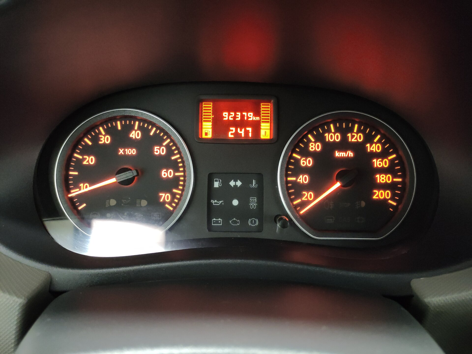 Renault Logan, I Рестайлинг 2012