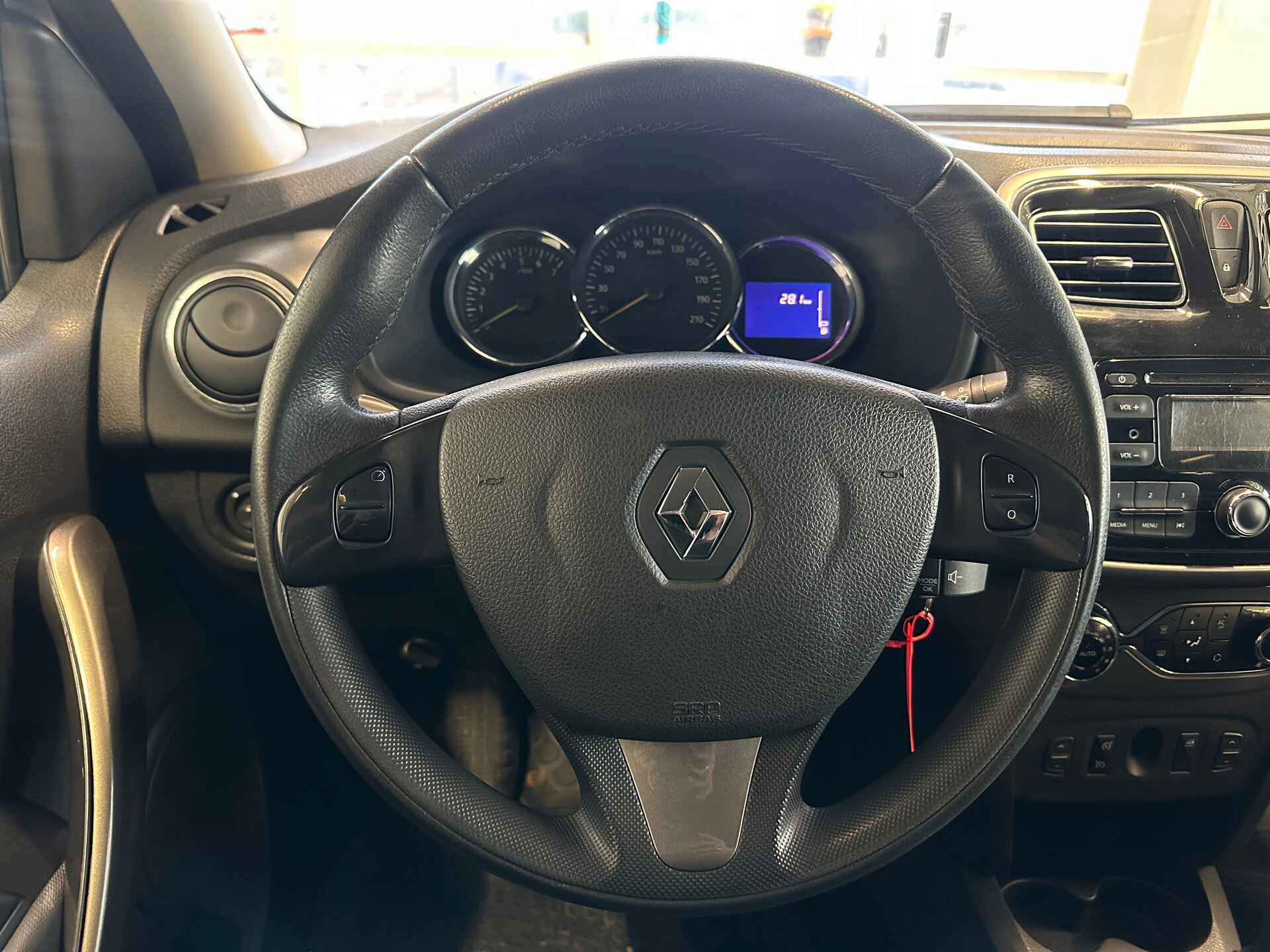 Renault Logan, II 2014