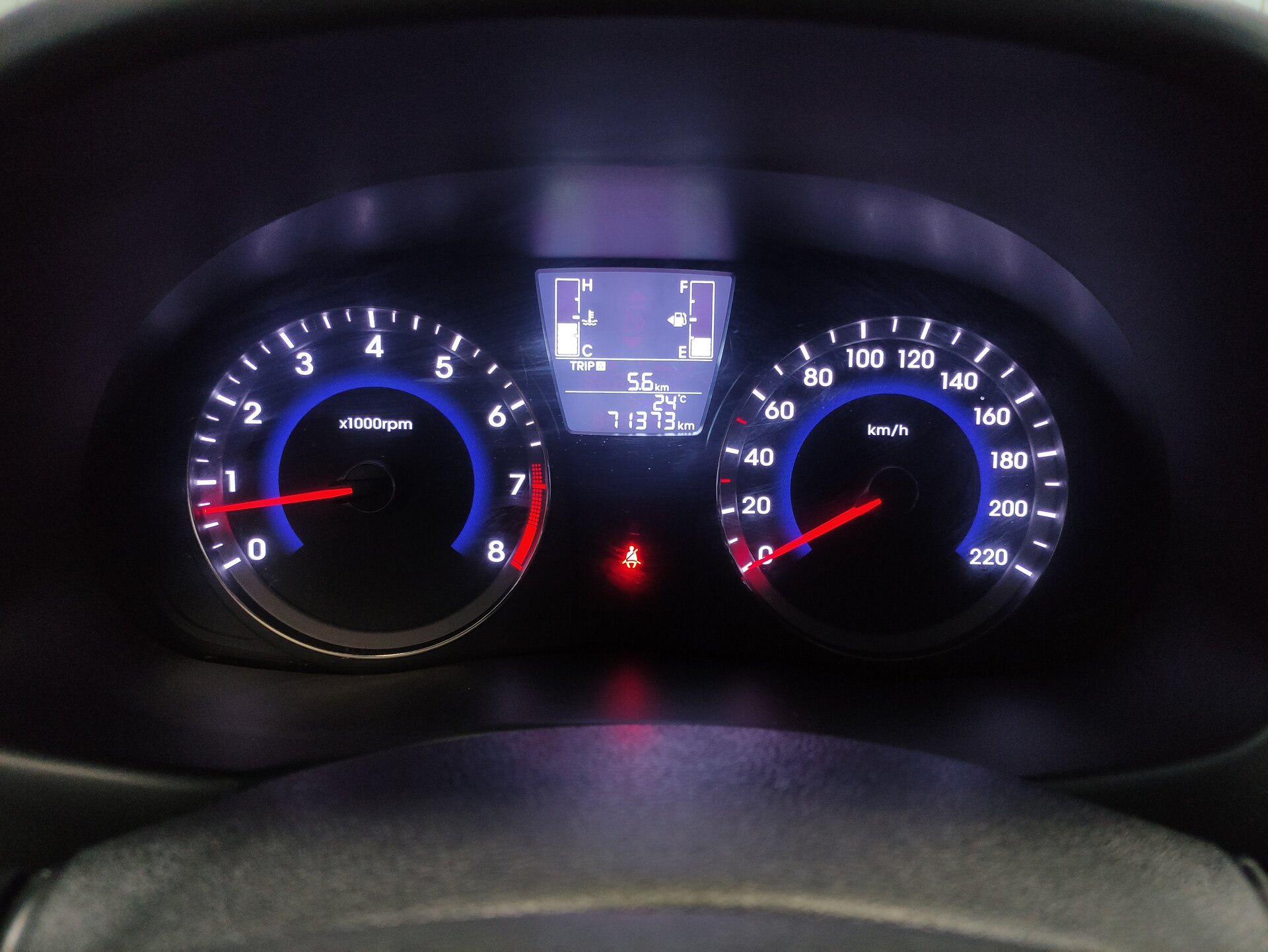 Hyundai Solaris, I Рестайлинг 2014 Hyundai Solaris, I Рестайлинг 2014