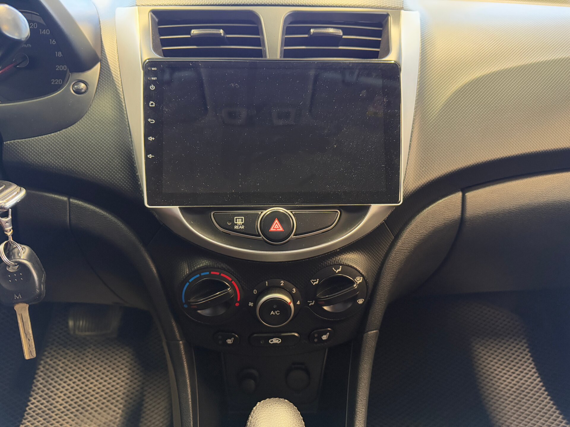 Hyundai Solaris, I Рестайлинг 2014