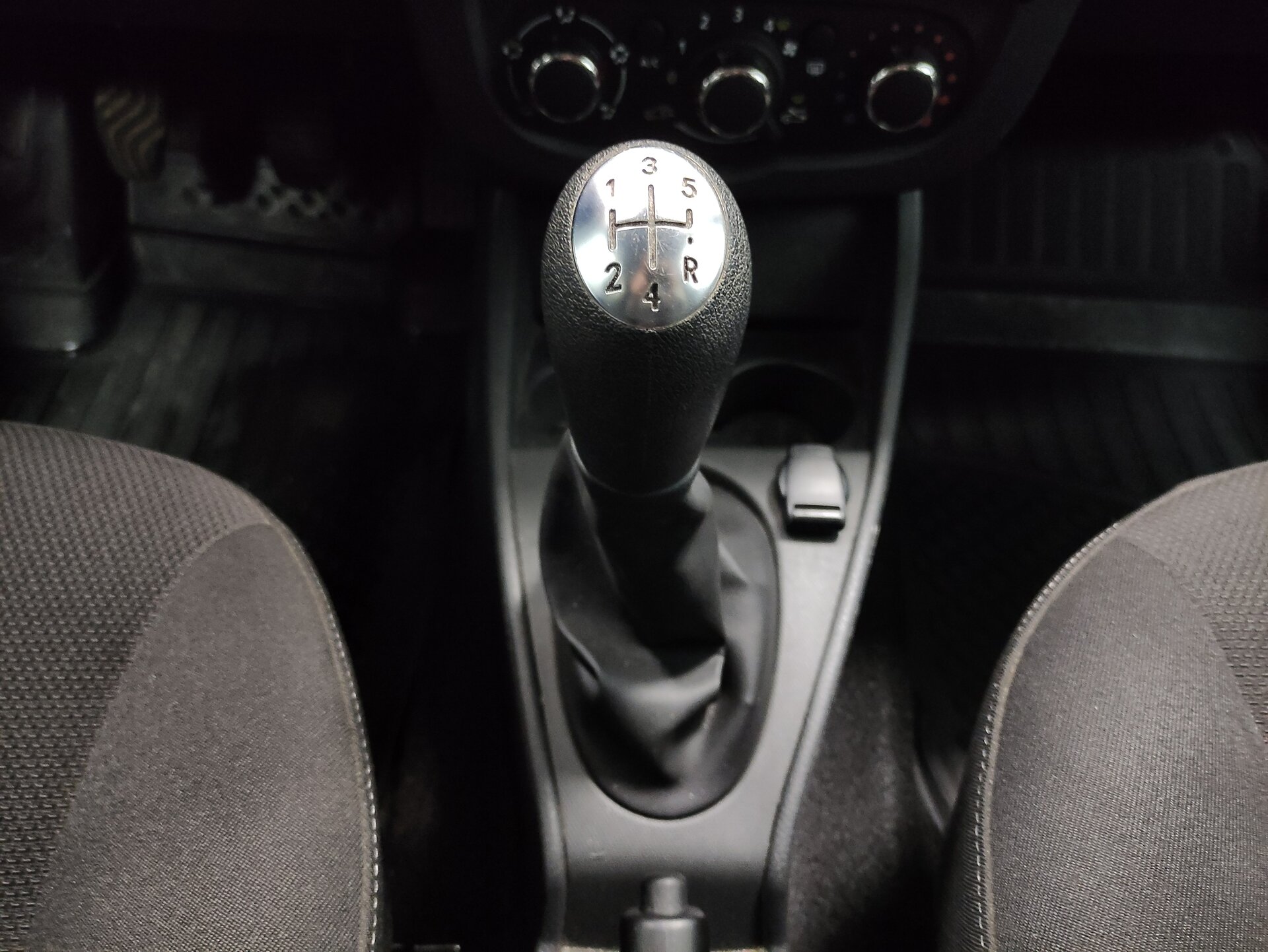 Lada (ВАЗ) Largus, I Рестайлинг 2025