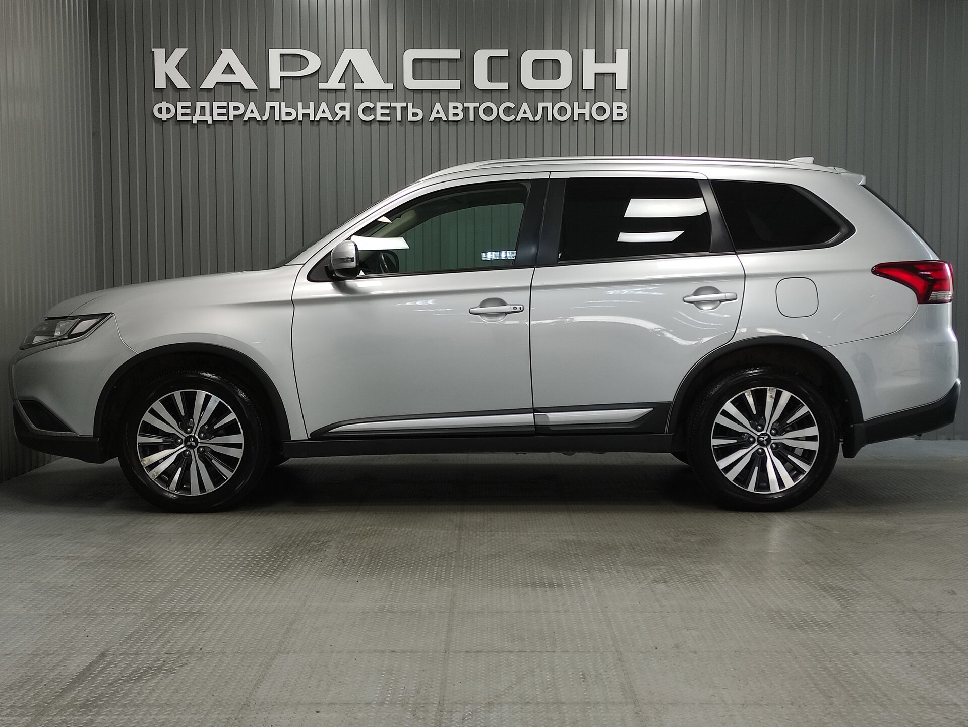 Mitsubishi Outlander, III Рестайлинг 3 2021 Mitsubishi Outlander, III Рестайлинг 3 2021