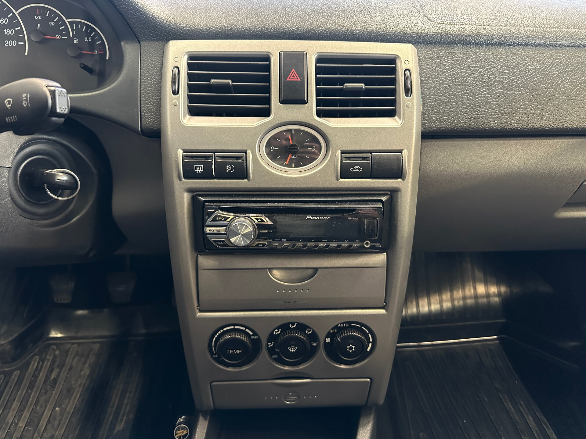 Lada (ВАЗ) Priora, I 2012 Lada (ВАЗ) Priora, I 2012