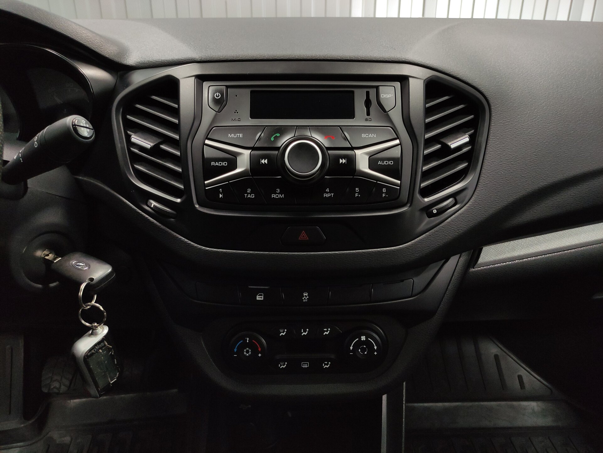 Lada (ВАЗ) Vesta, I 2015